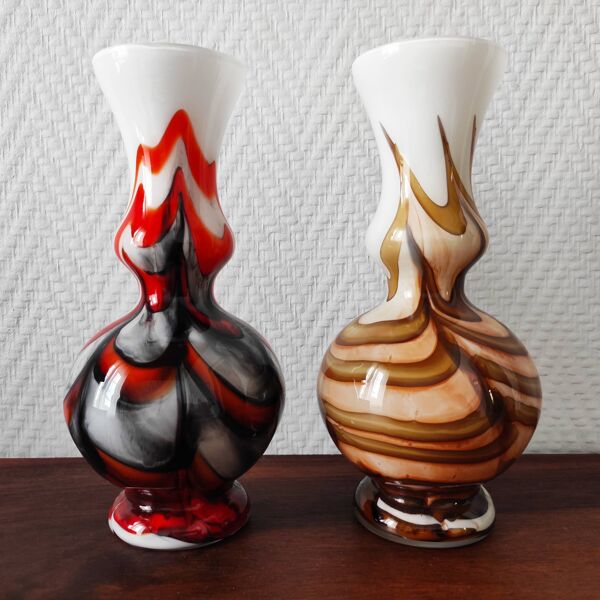 Paire de vases pop art Italien vintage 1970 verre opalin
