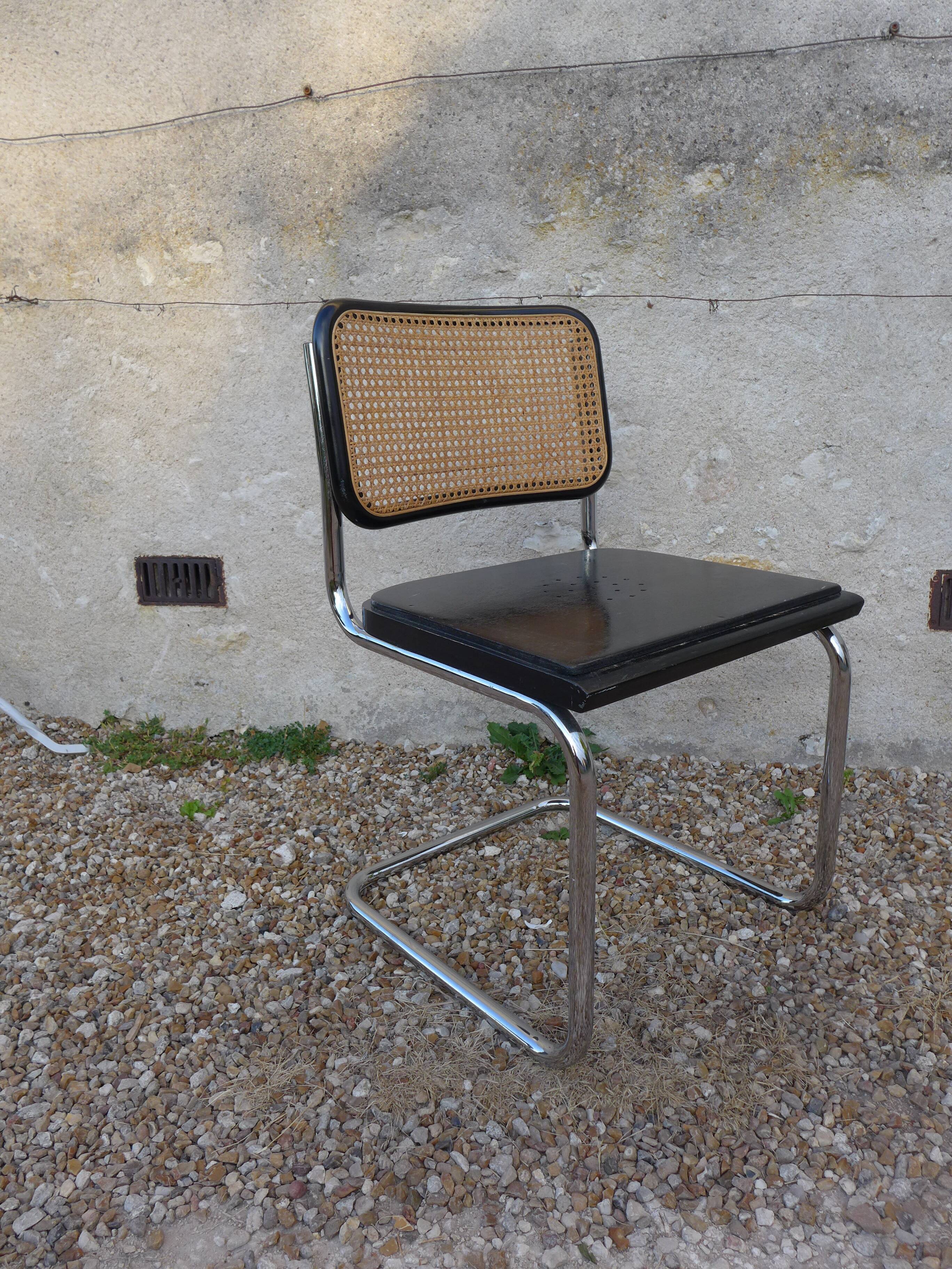 B32 chair by Marcel Breuer