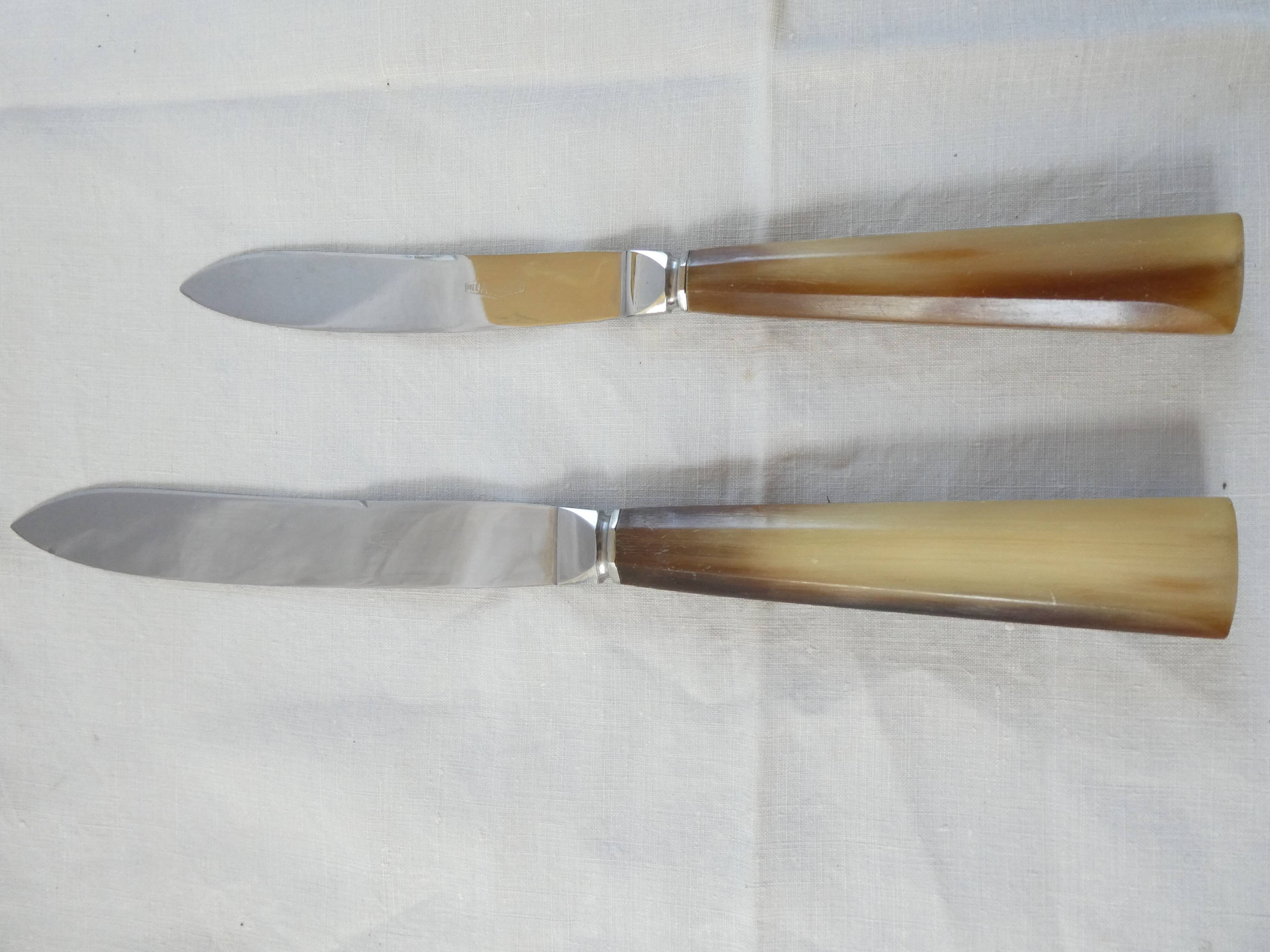Art Deco horn walking knife set (2 knives, 12 large and 12 small)