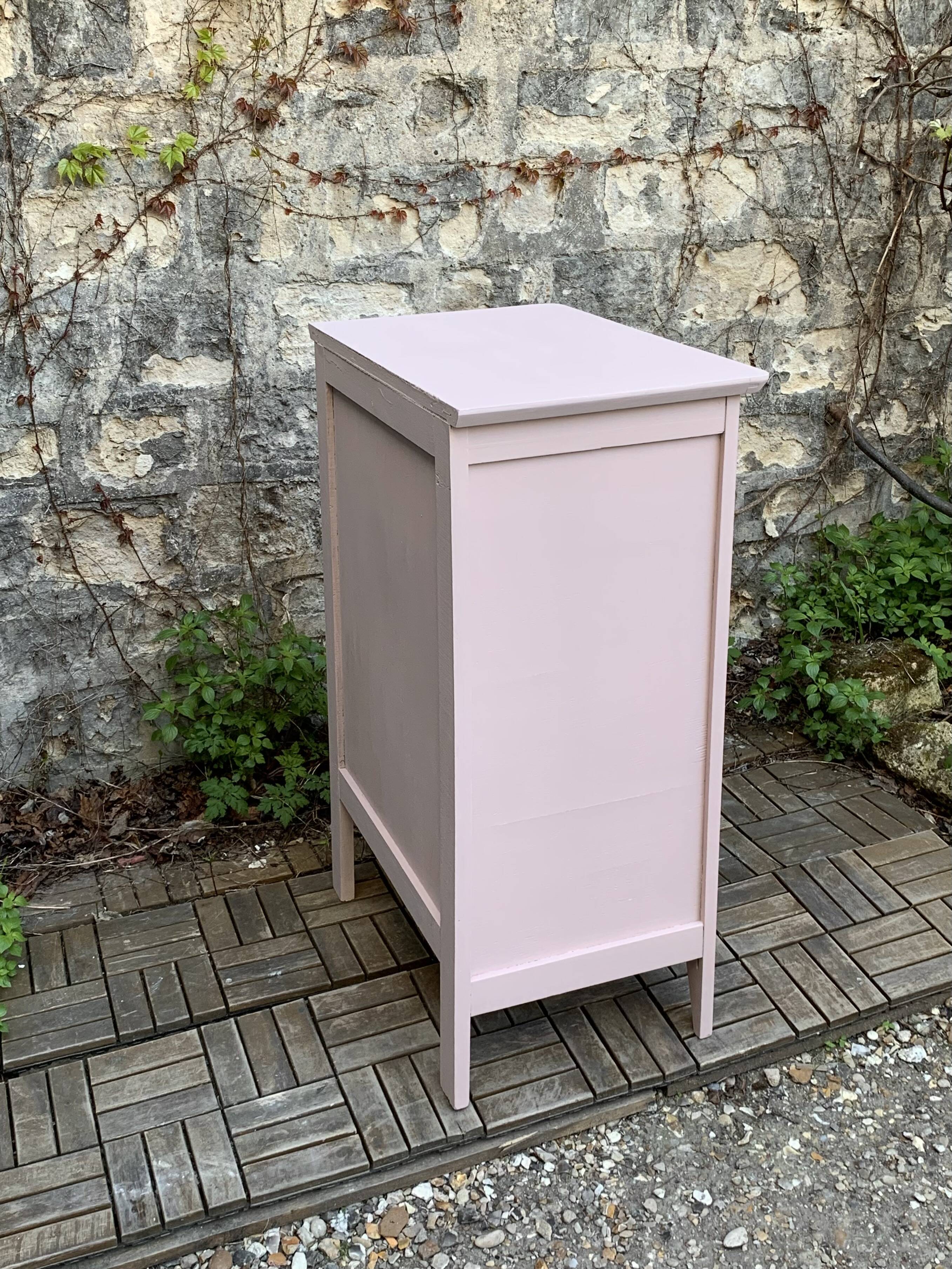 Vintage powder pink compass leg chest of drawers from the 1950s