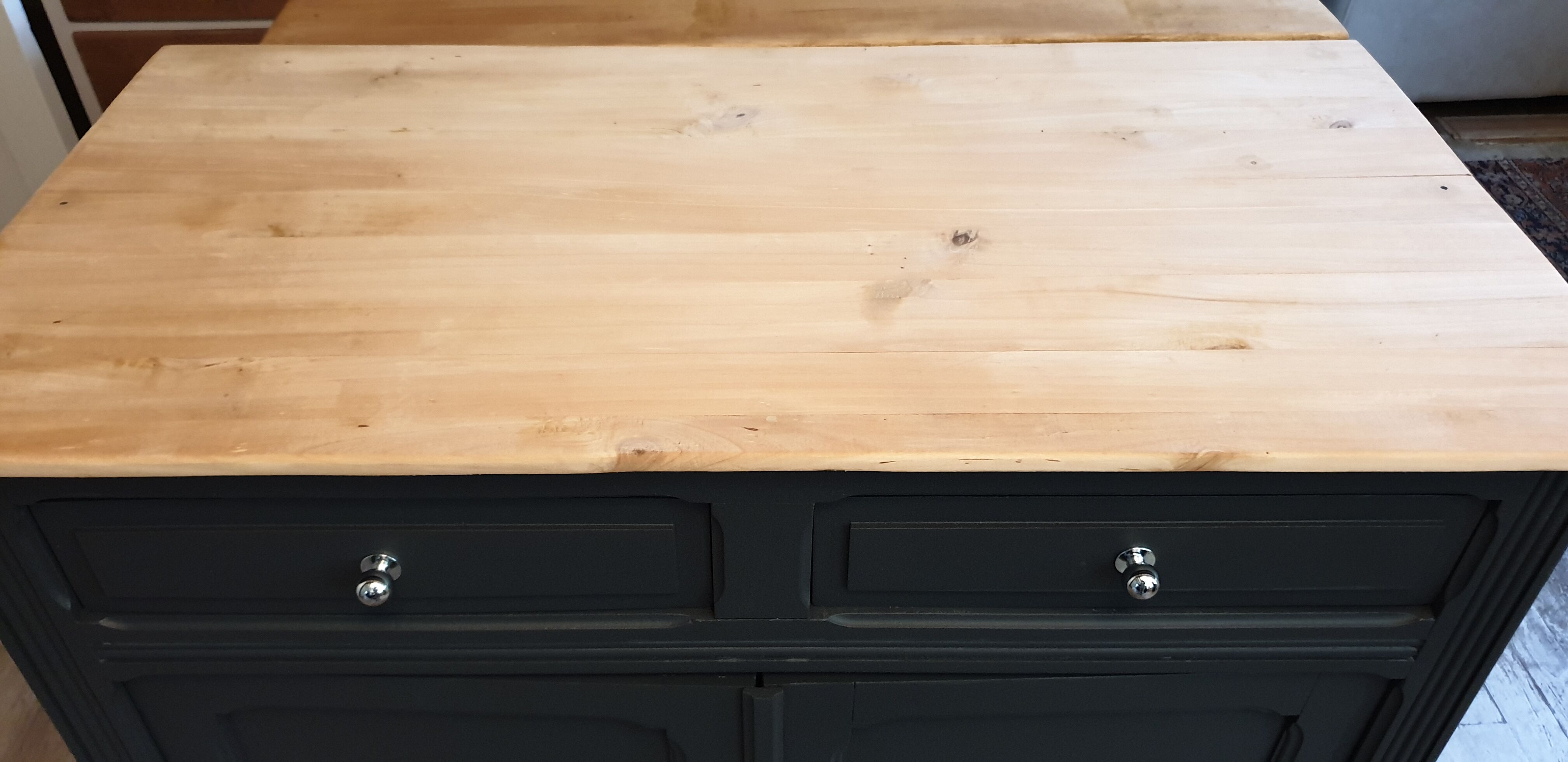 Grey Parisian buffet