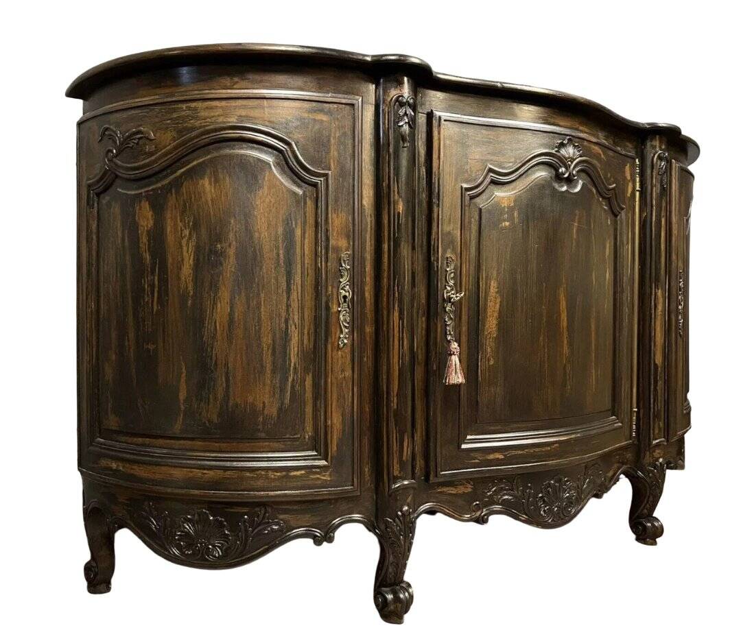 Buffet in a row in lacquered wood and stained wood in Louis XV style.