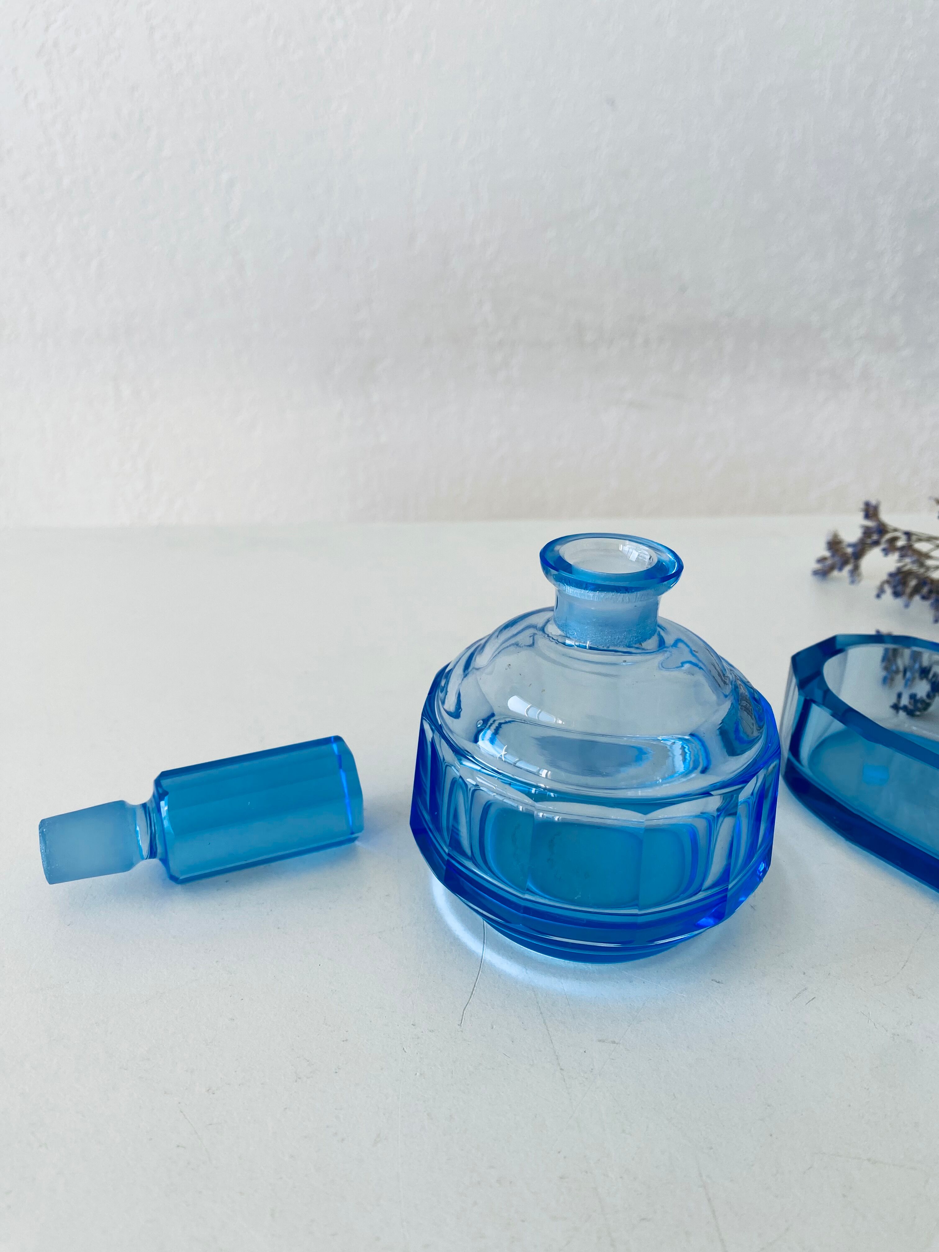 Crystal bathroom kit