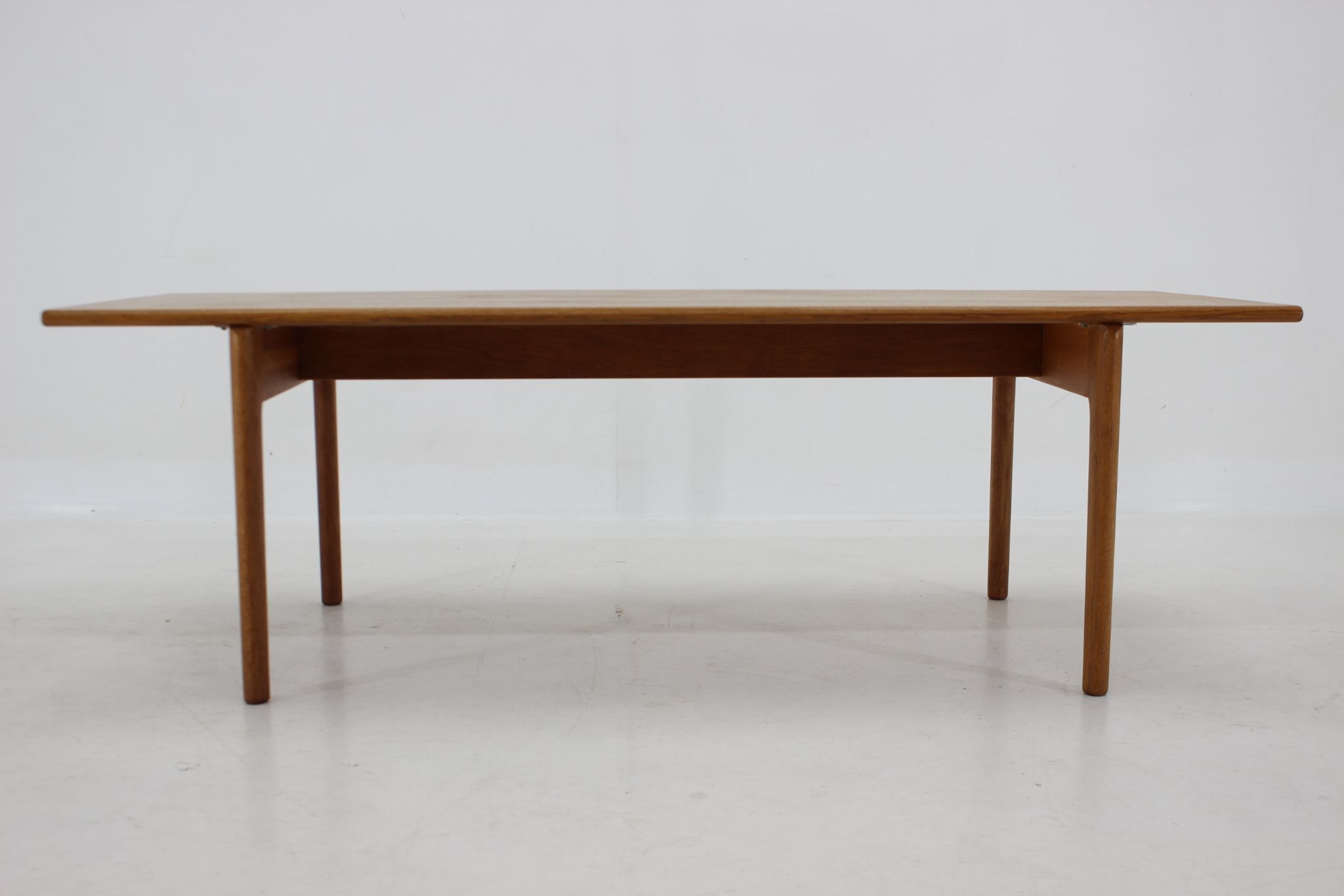 1960s Hans J Wegner Solid Oak Coffee Table 'AT-15' for Andreas Tuck, Denmark