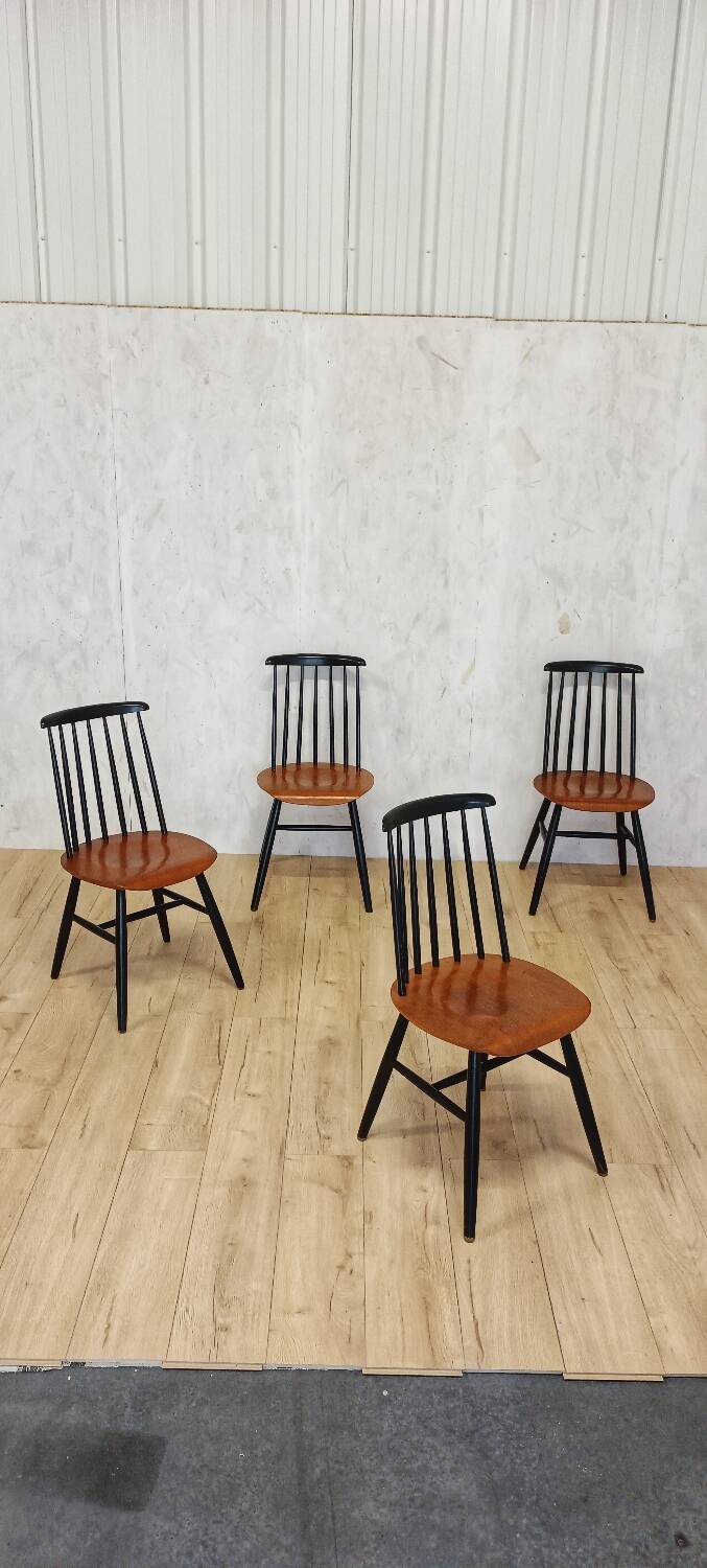 Série de 4 chaises Fanett par Tapiovaara
