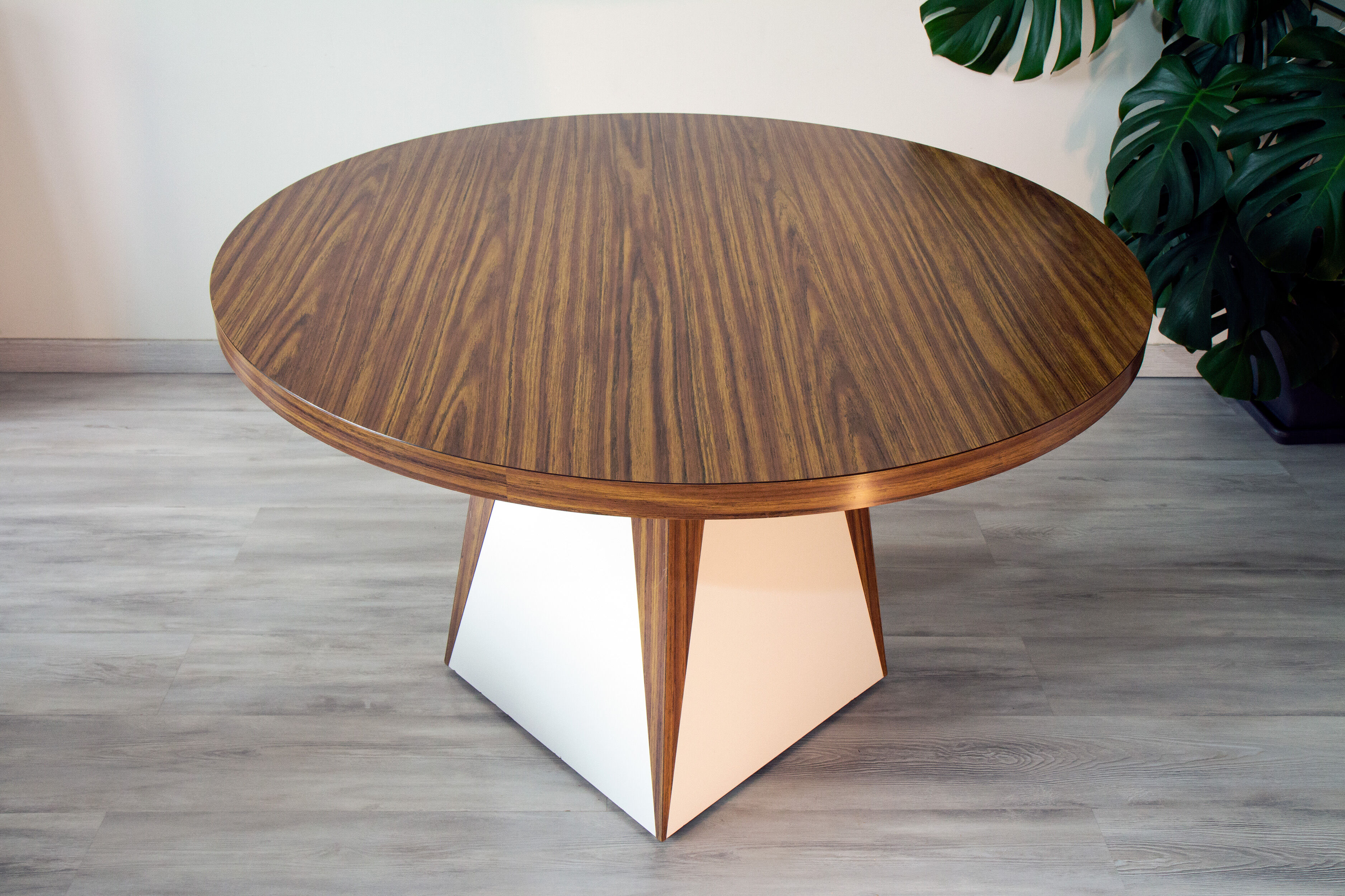 Graphic table, design 1970-80