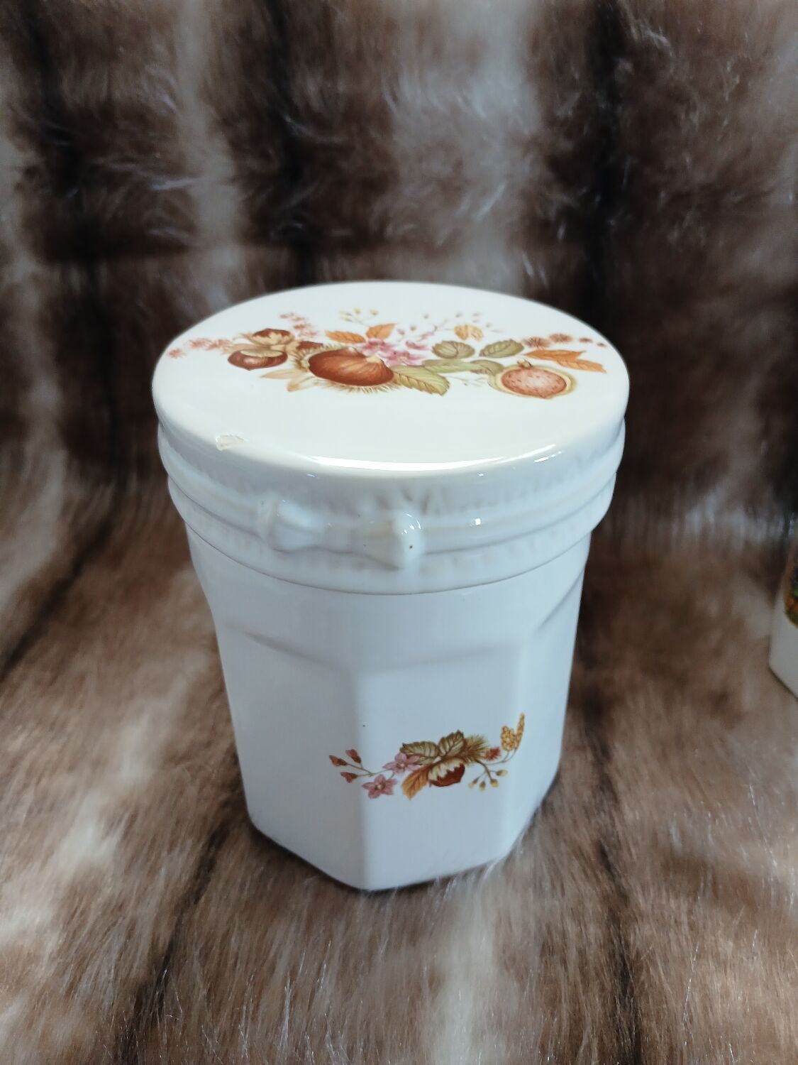3 antique sweet jars