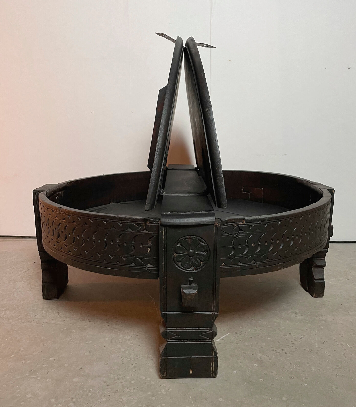Table basse indienne