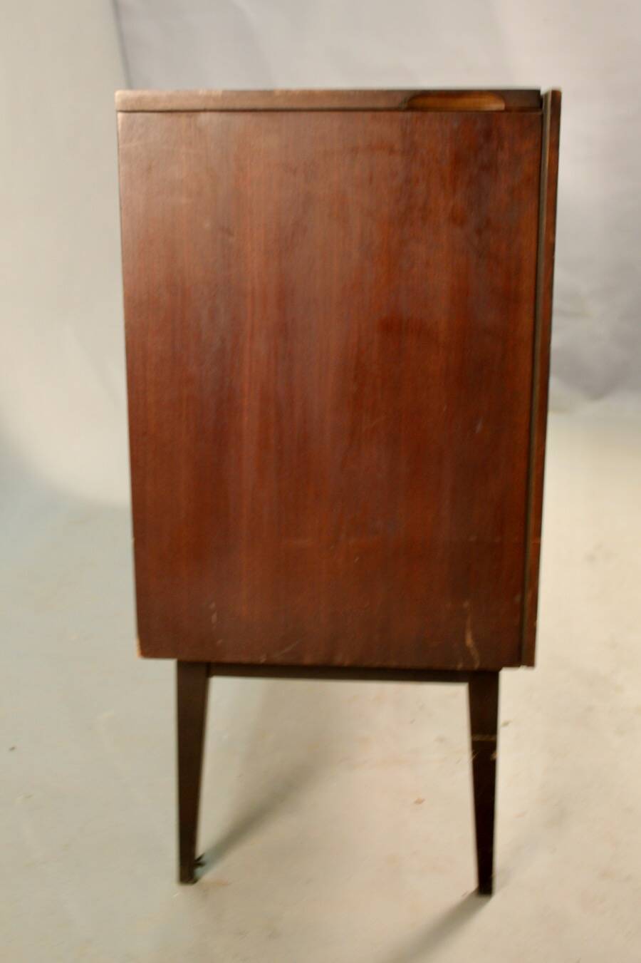 Vintage Schaub Lorenz Enfilade Hifi with its Two Speakers