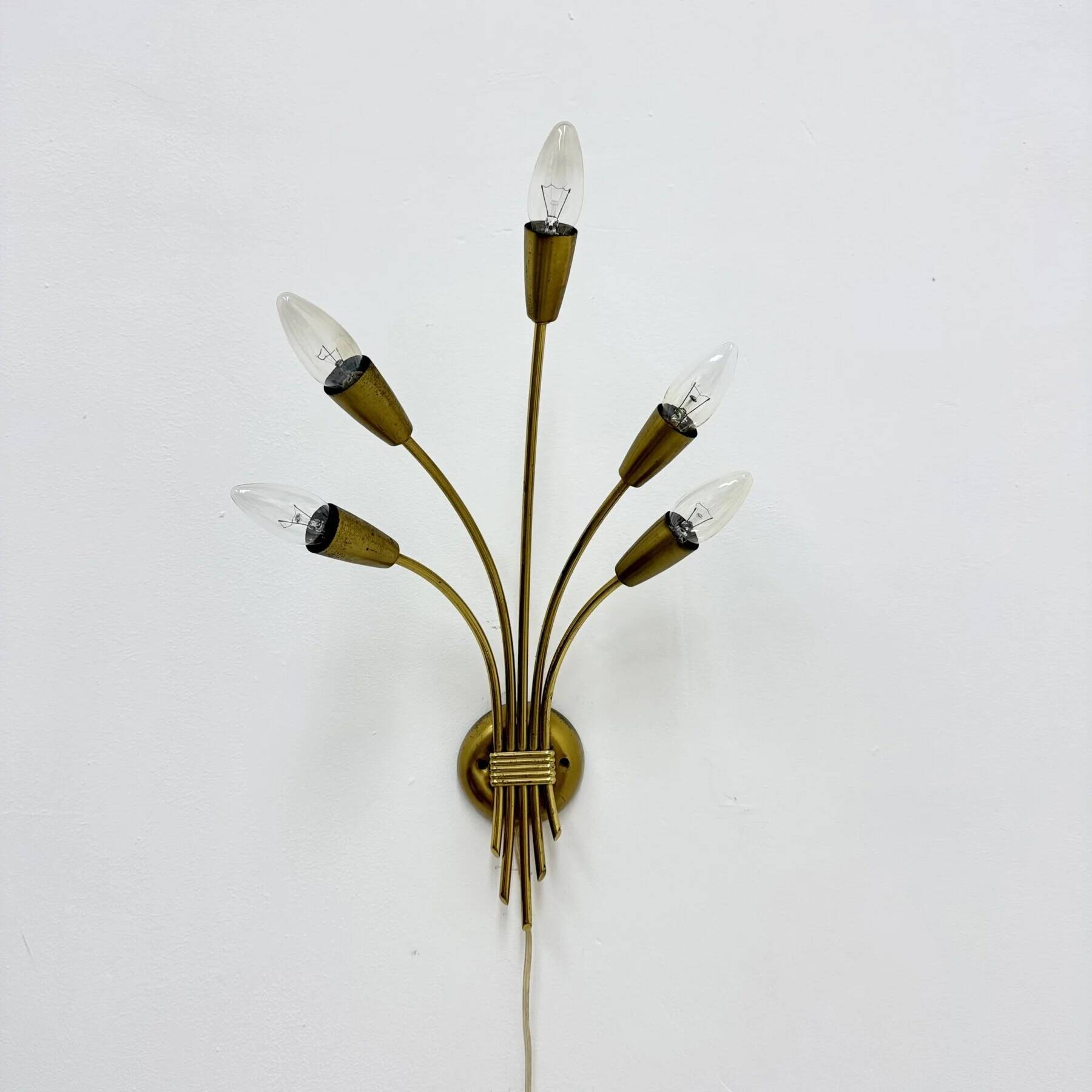 Mid-century brass wall light sconce, 1950s