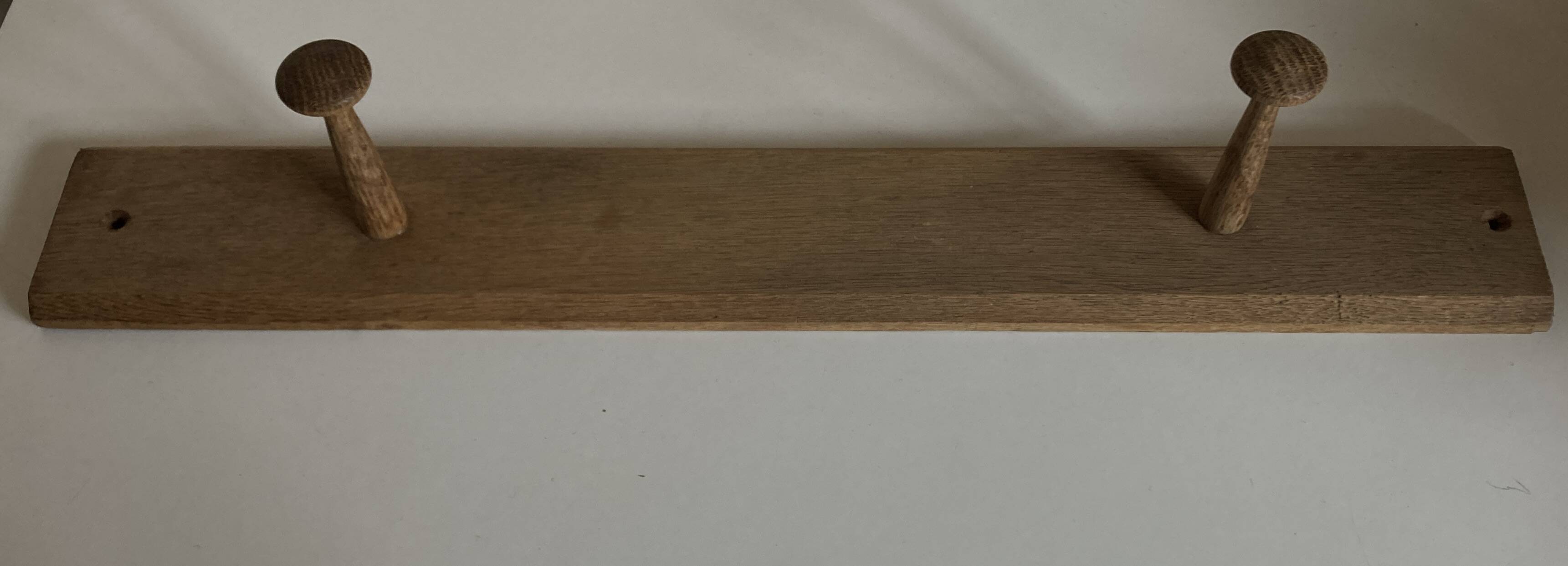 Modernist oak wall-mounted coat rack L53.5cm