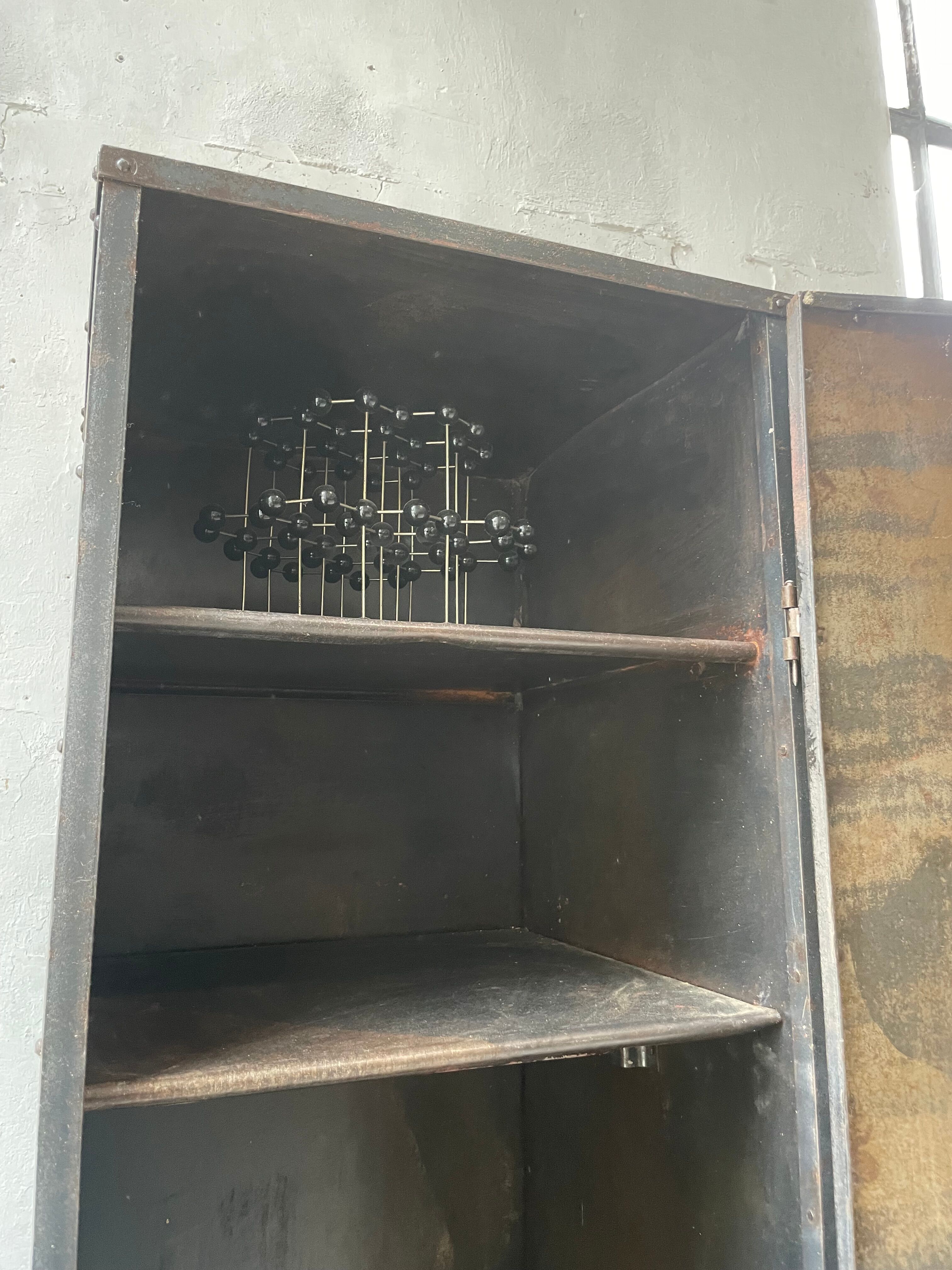Riveted metal cloakroom Swchartz 1920