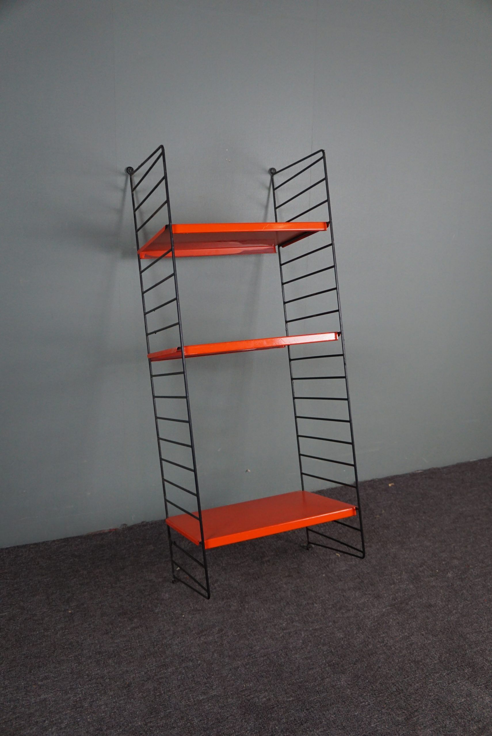 Modular wall system vintage top Dutch Design