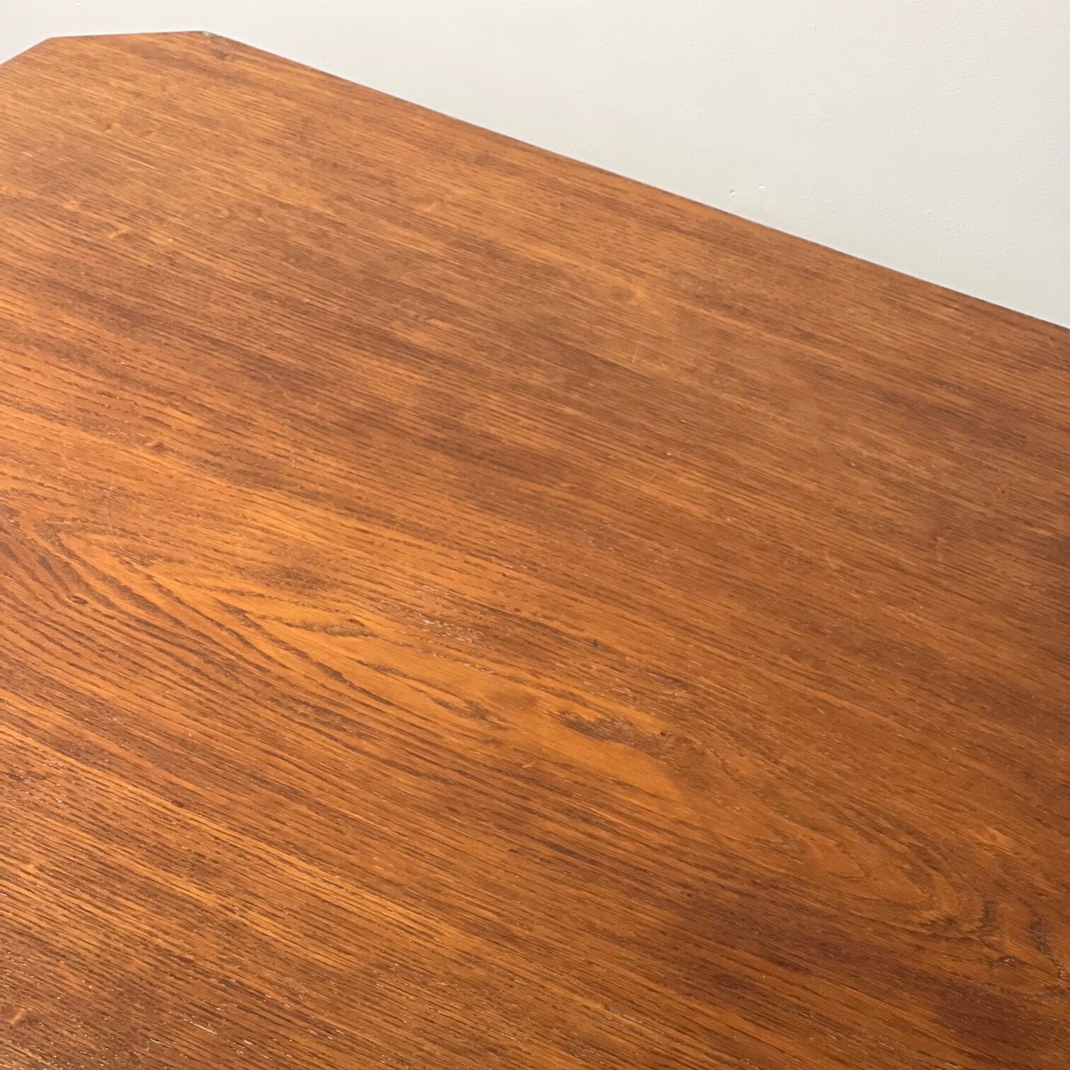 Table 1900