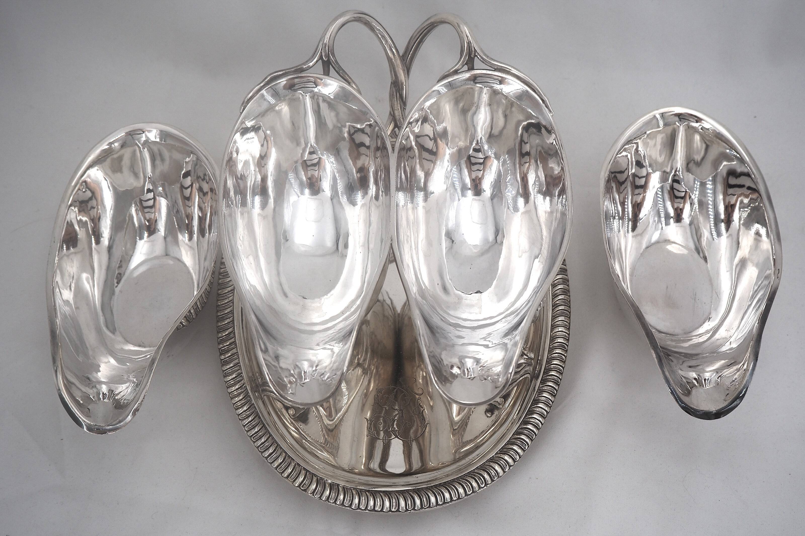 Idiot, double sauce boat + liners, Minerva silver, excellent condition, 19th century, 1.798 kg
