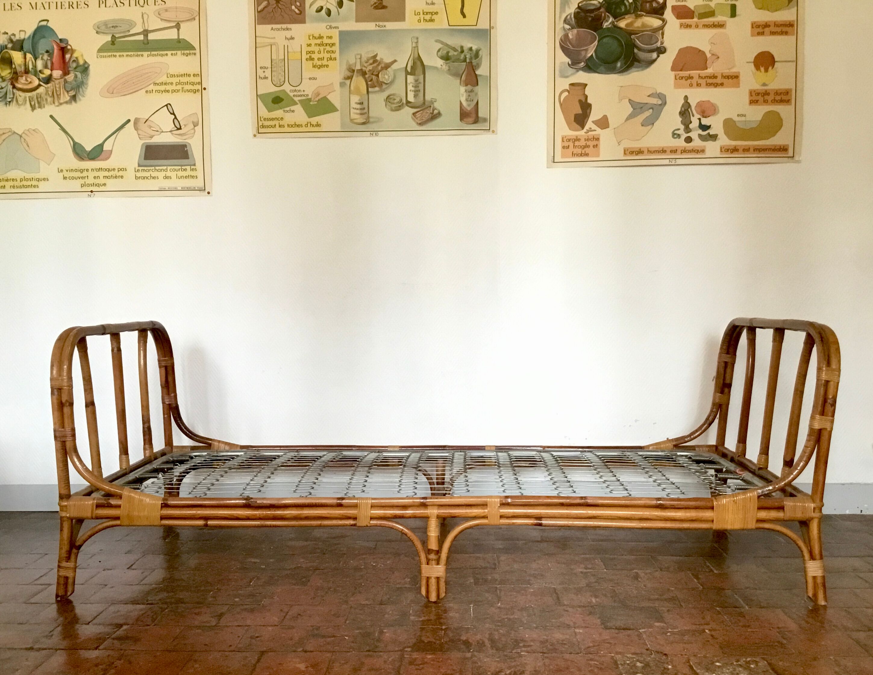 Vintage rattan bed