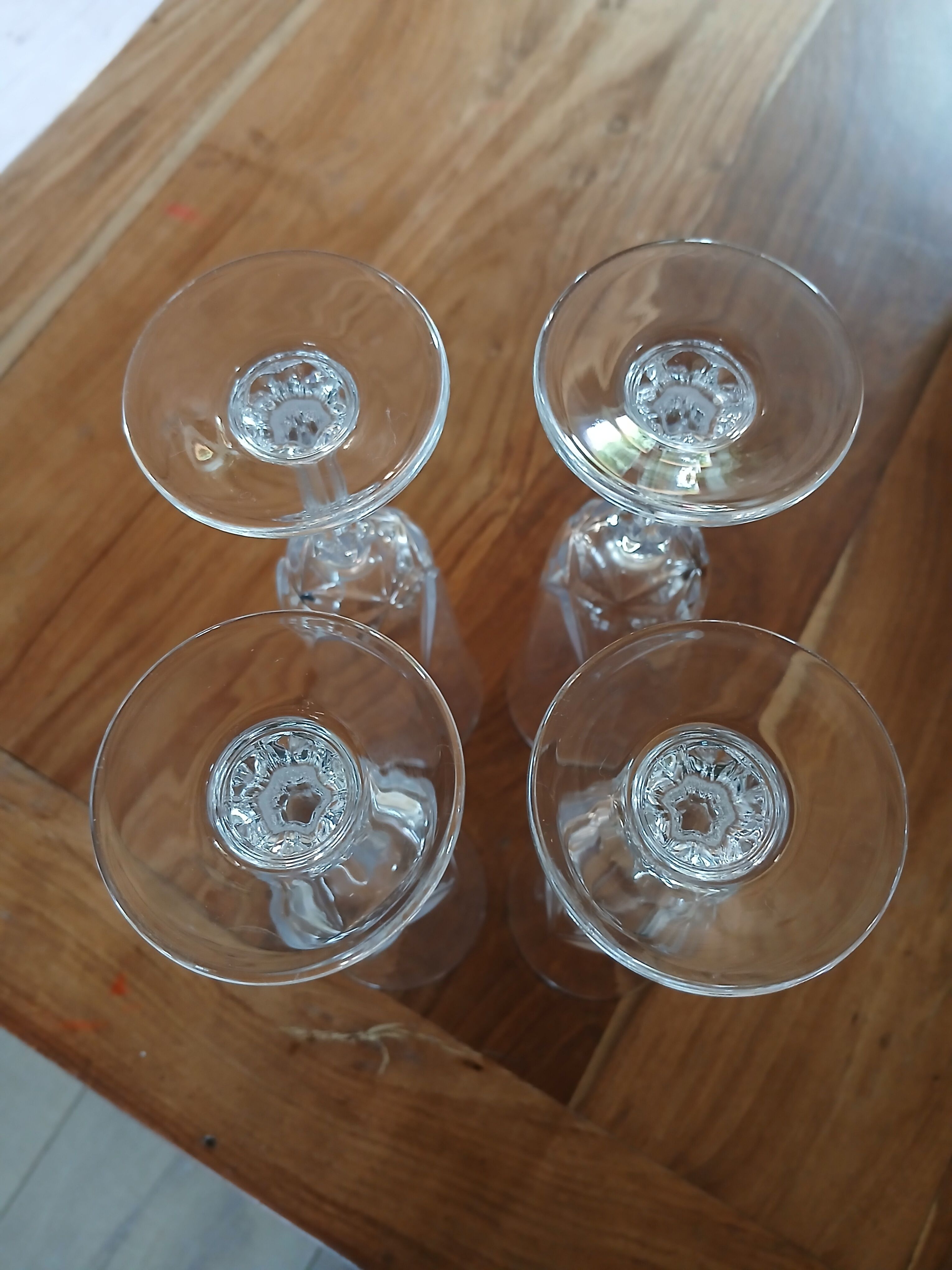 4 vintage crystal champagne flutes from Arques
