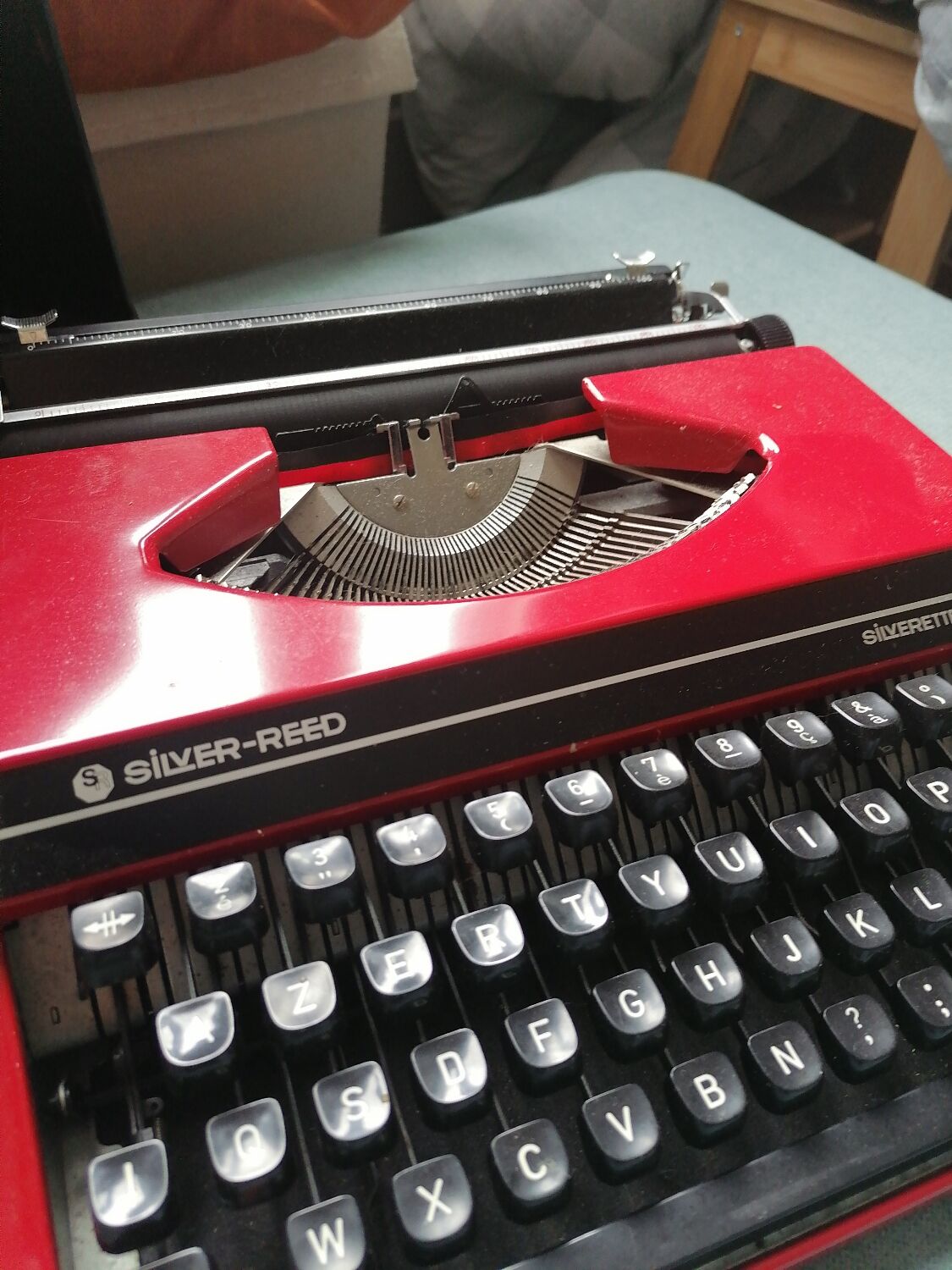 Silver Reed Silverette S Functional Retro Typewriter