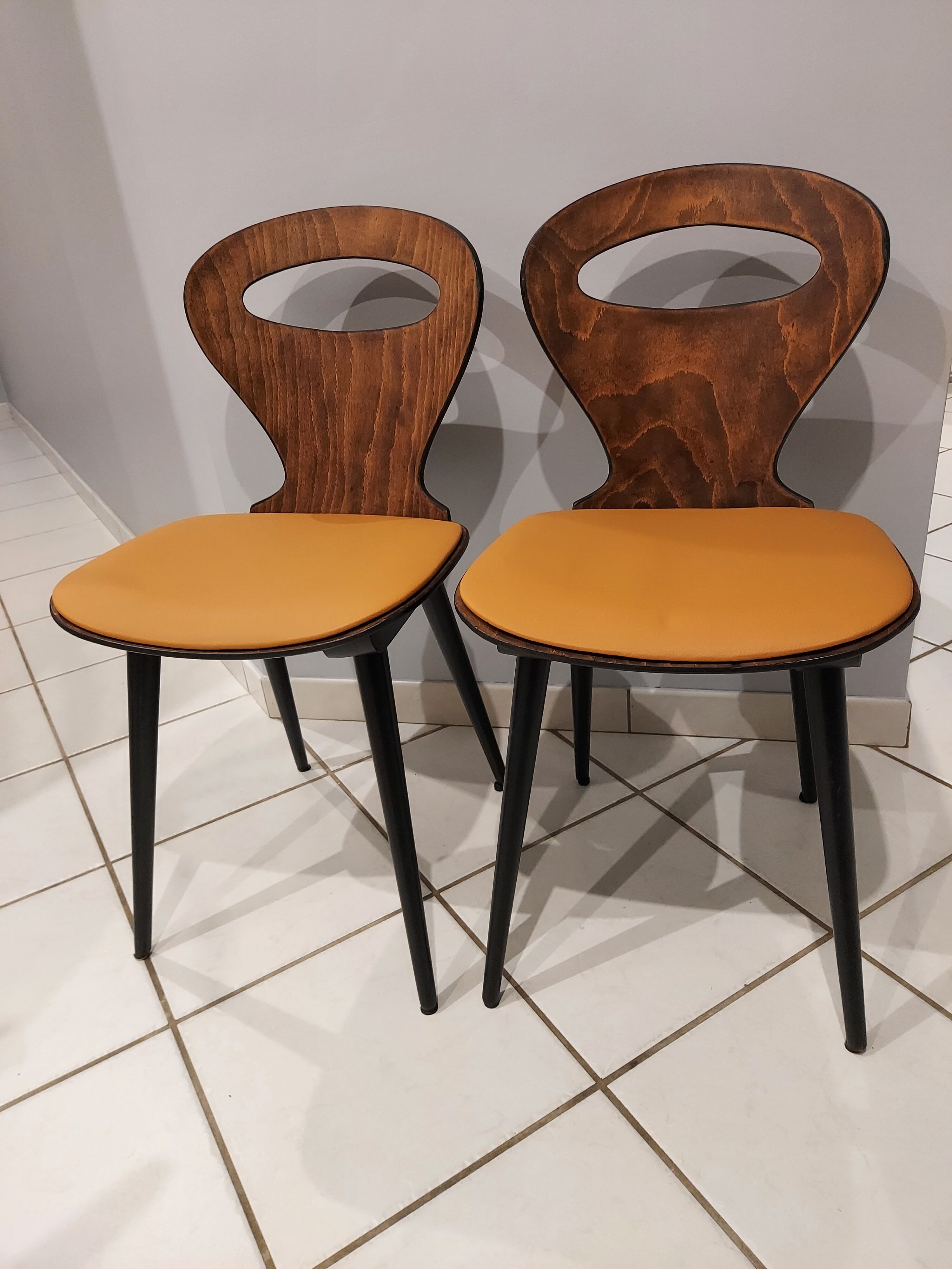 Pair of chairs from Baumann Ant model 1960s