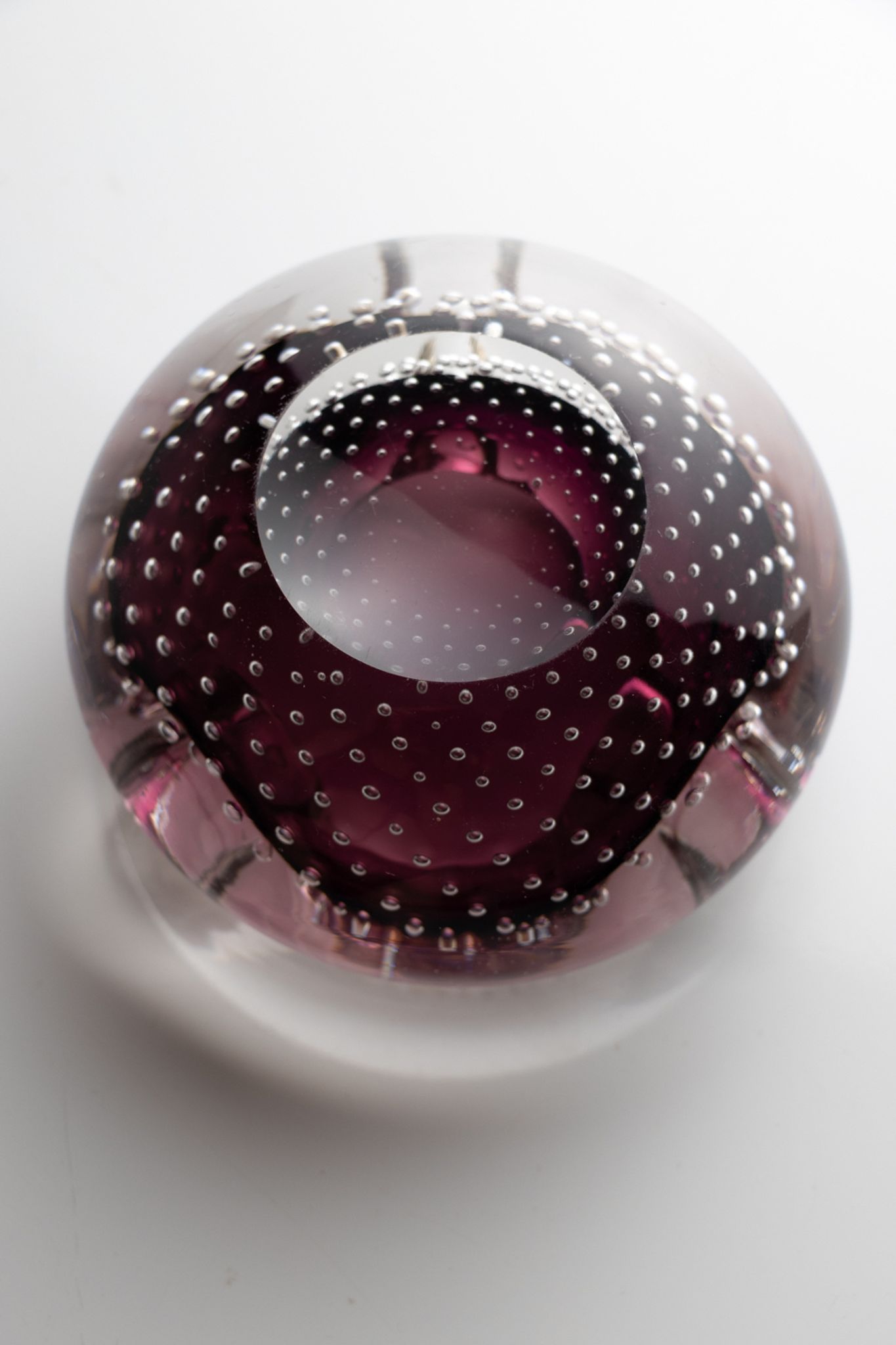 Cendrier en verre à bulles