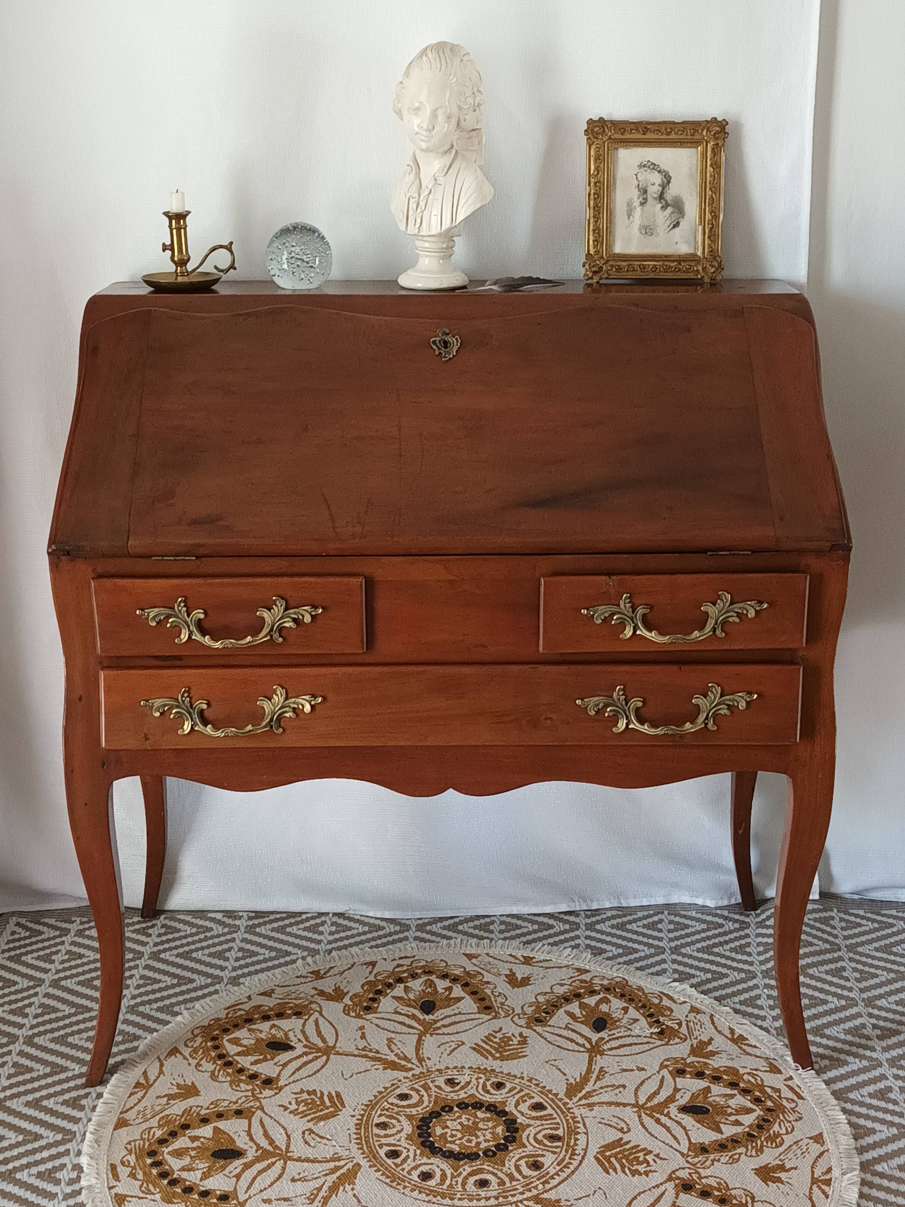 Louis XV style sloped secretary, 18th century.