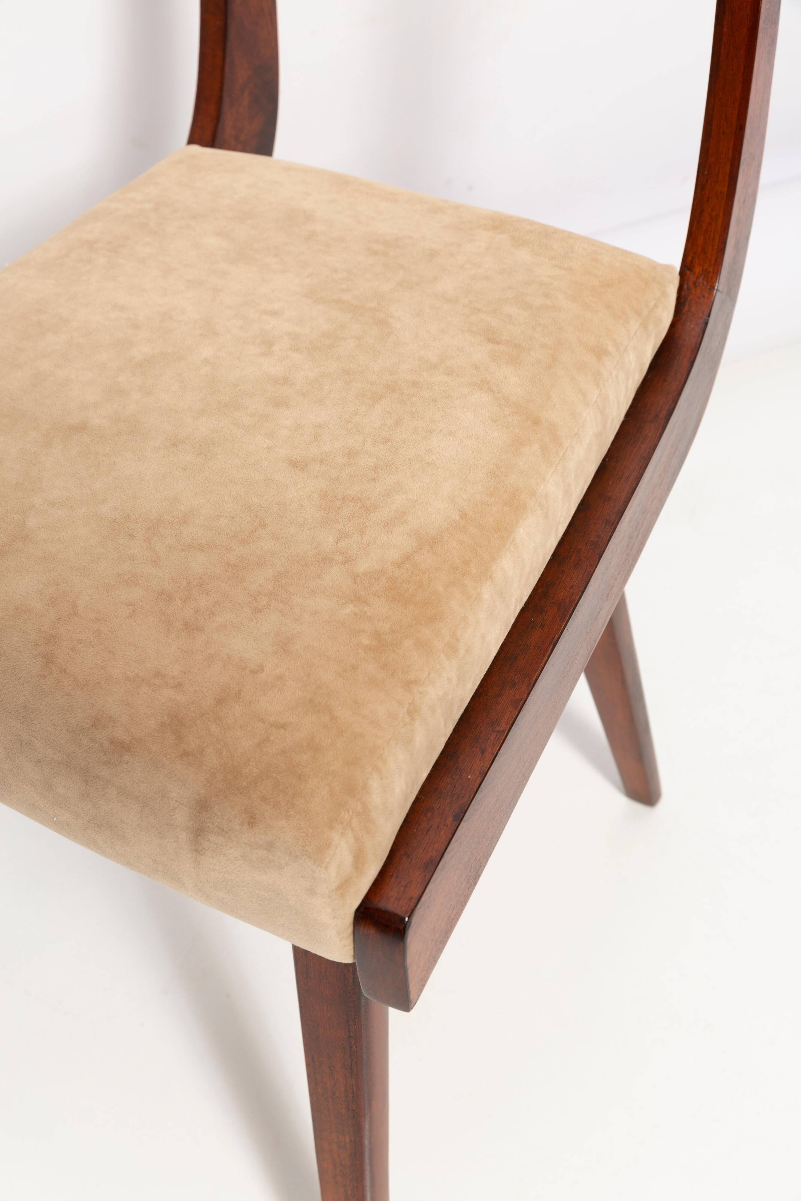 Mid-Century Gazelle beige chair in wood, Europe, 1960s