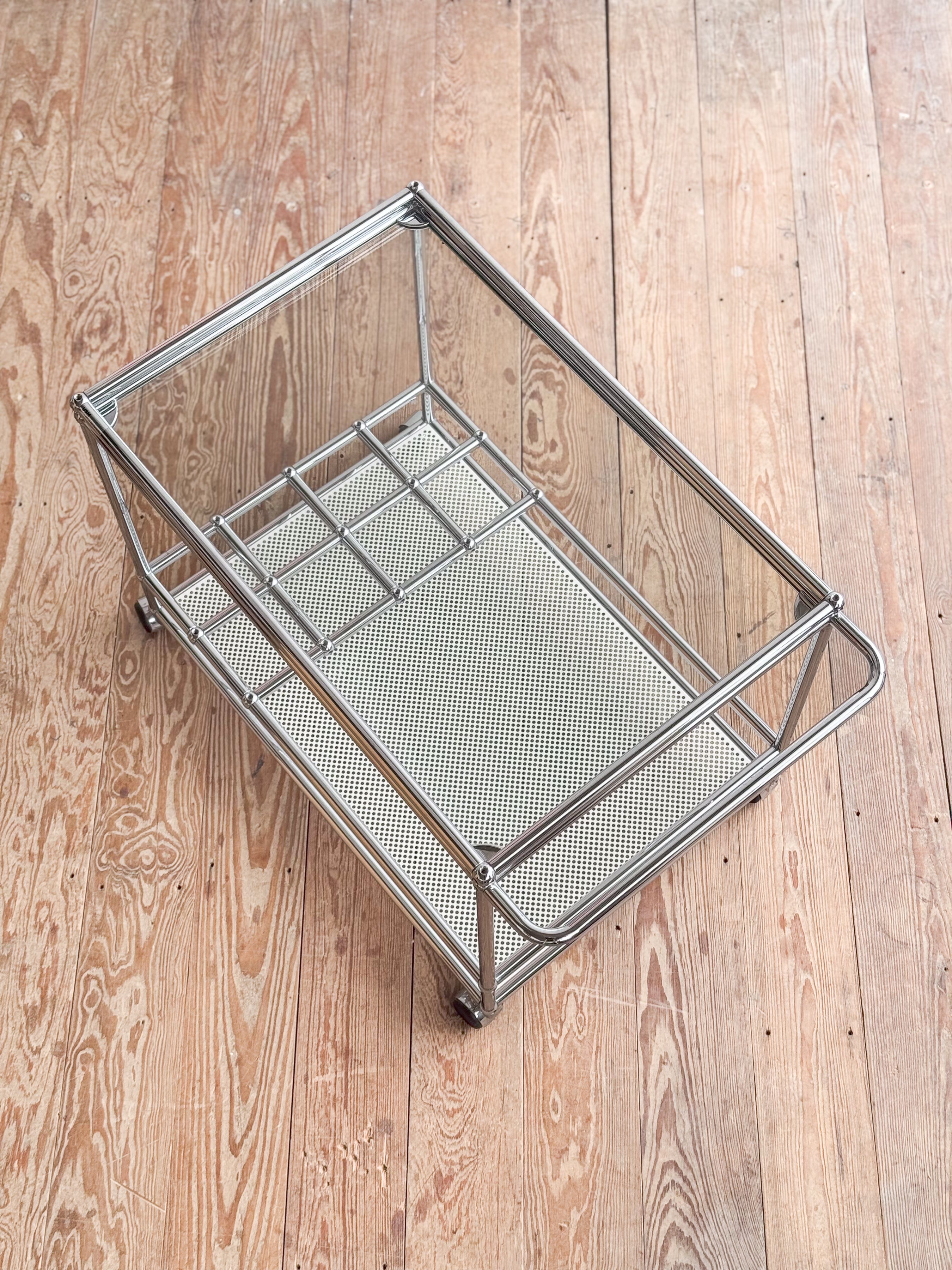 Chariot de service/ bar/ thé USM Haller, blanc et verre, Fritz Haller