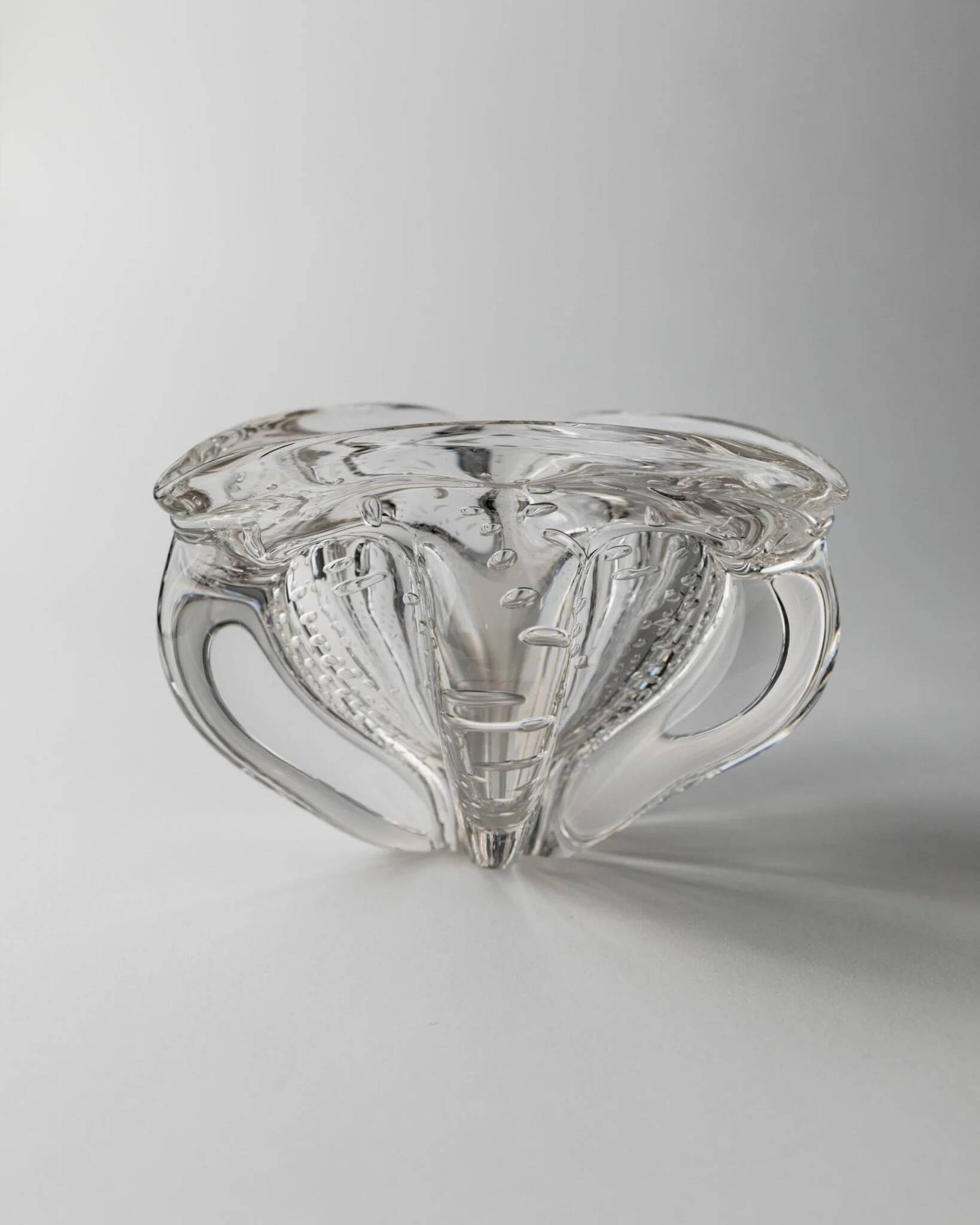 Transparent Murano Glass Bowl, Large Tri-lobed Triangle, Clear Glass with Bubbles, 1970s Italian Mid-Century Design