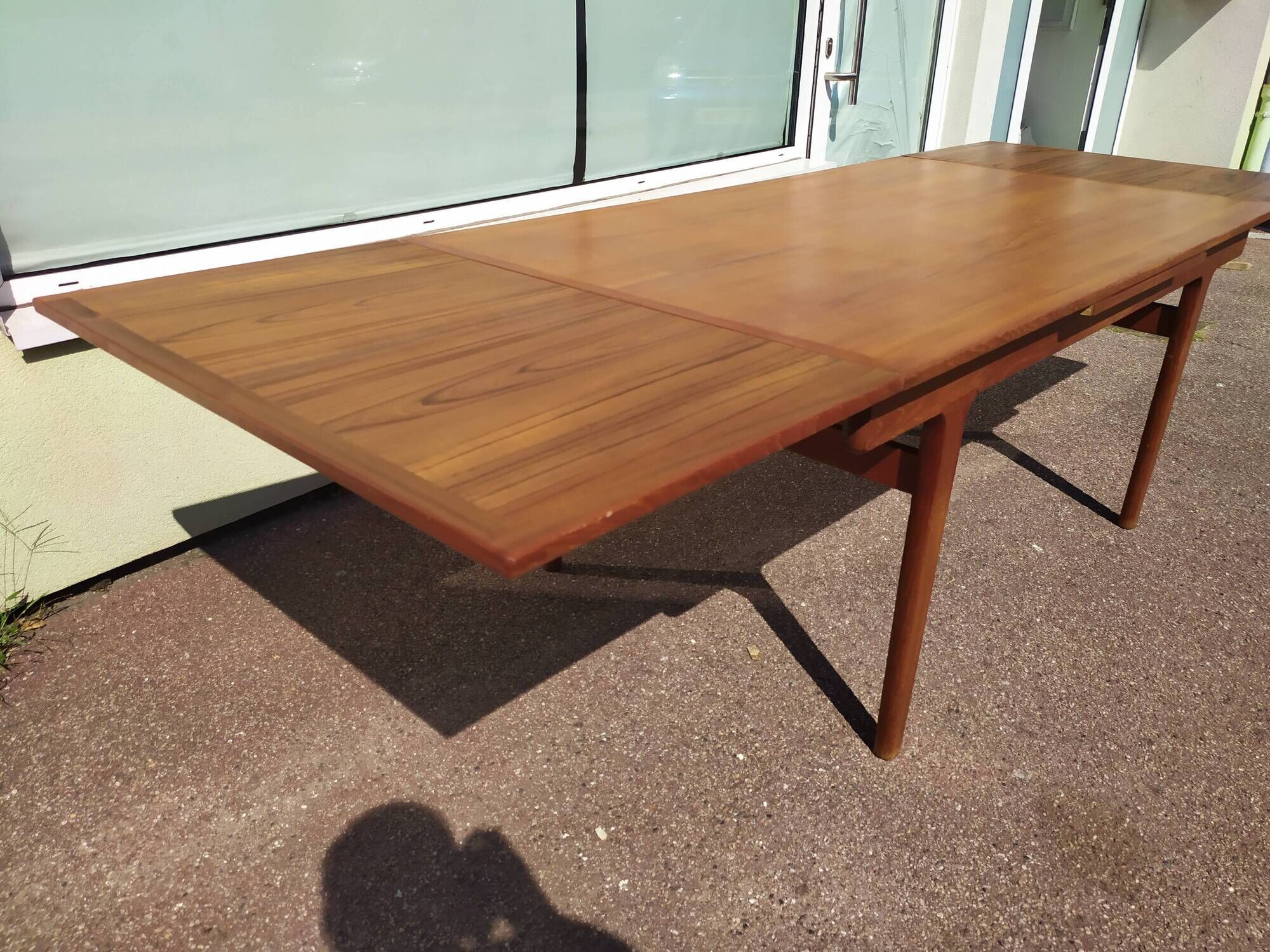 Scandinavian teak dining table with extension 6 to 10 people Henning Kjaernulf