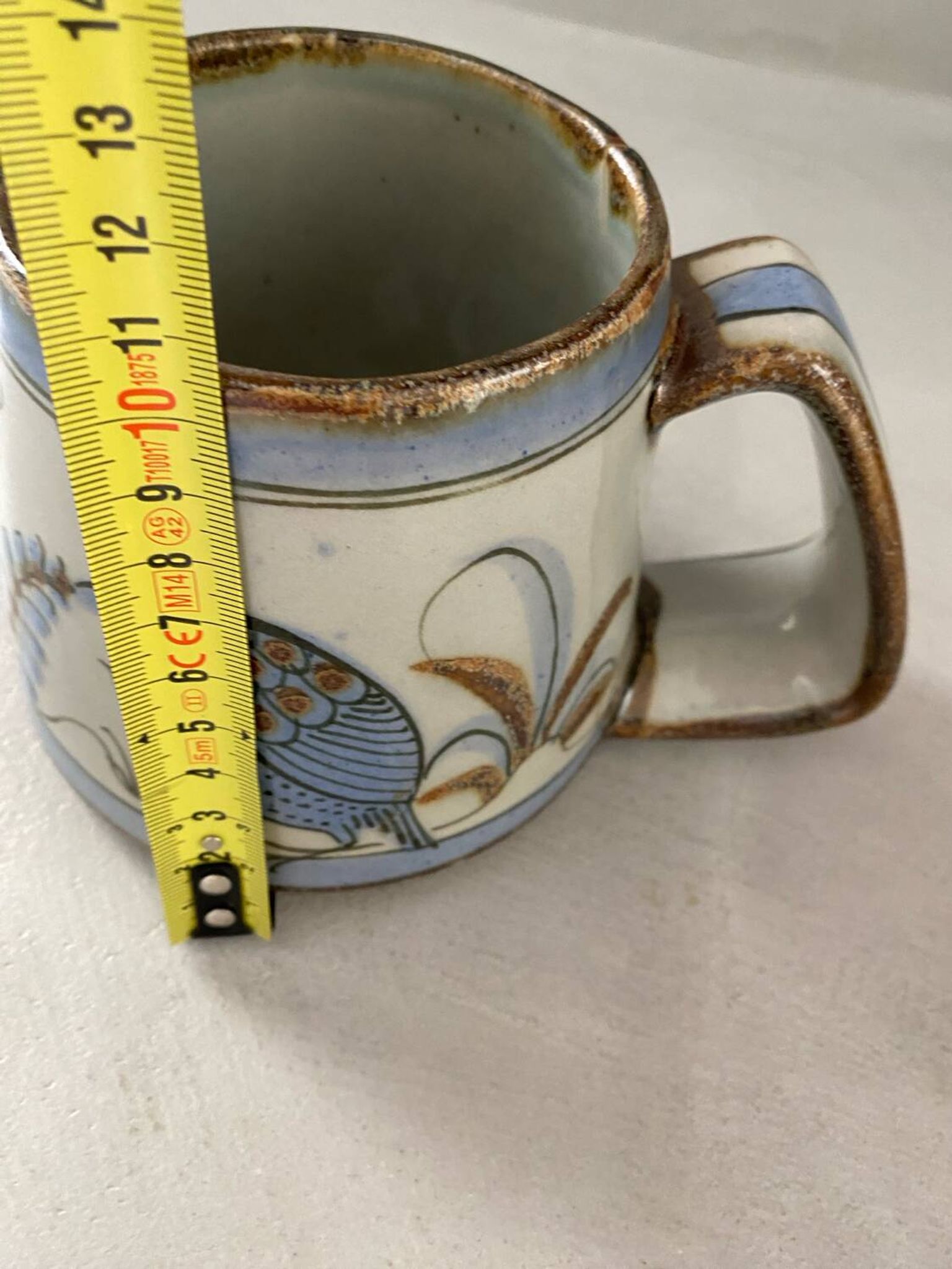 Vase mug en céramique artisanat mexicain signé oiseau fleur