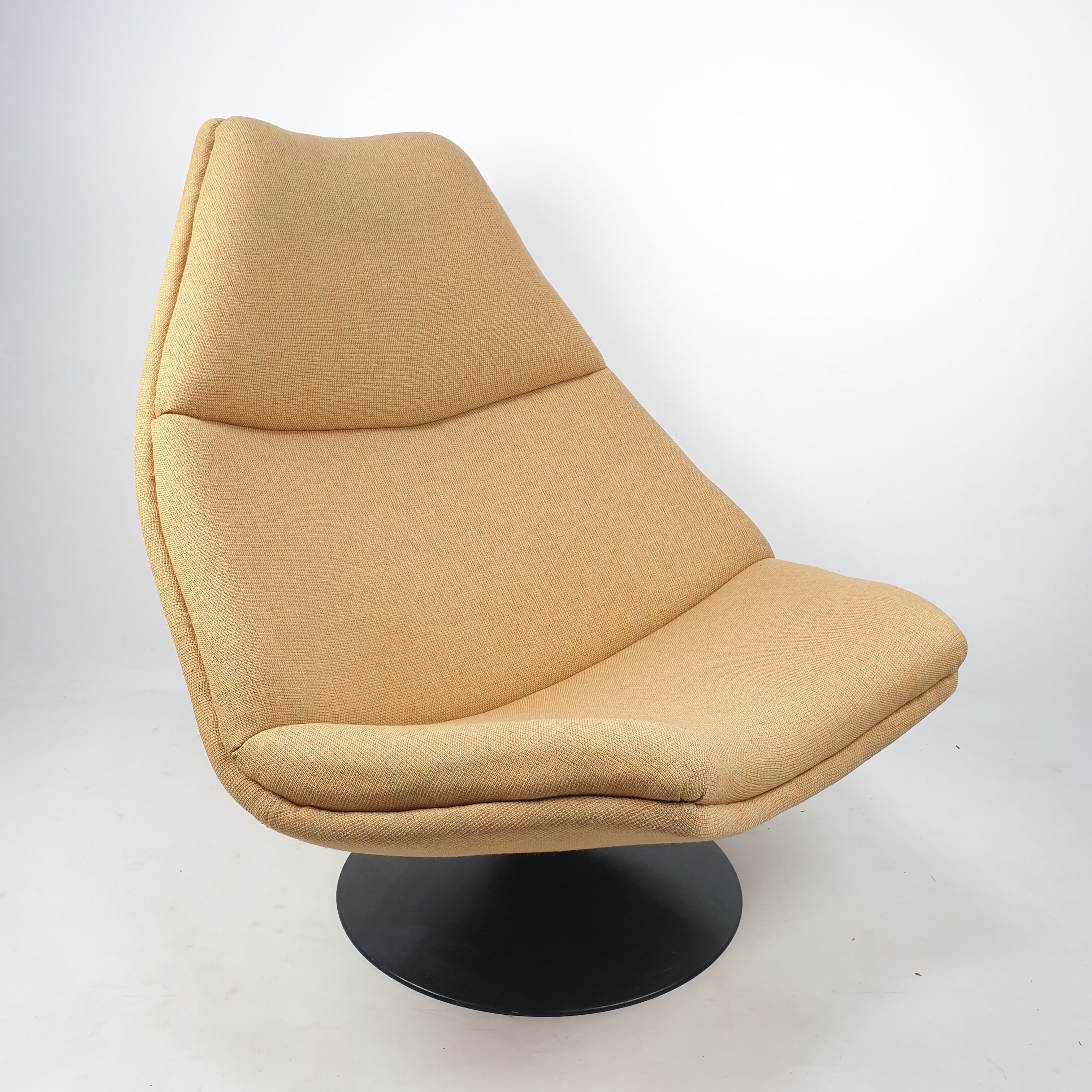 Model F510 lounge chair by Geoffrey Harcourt for Artifort, 1960s