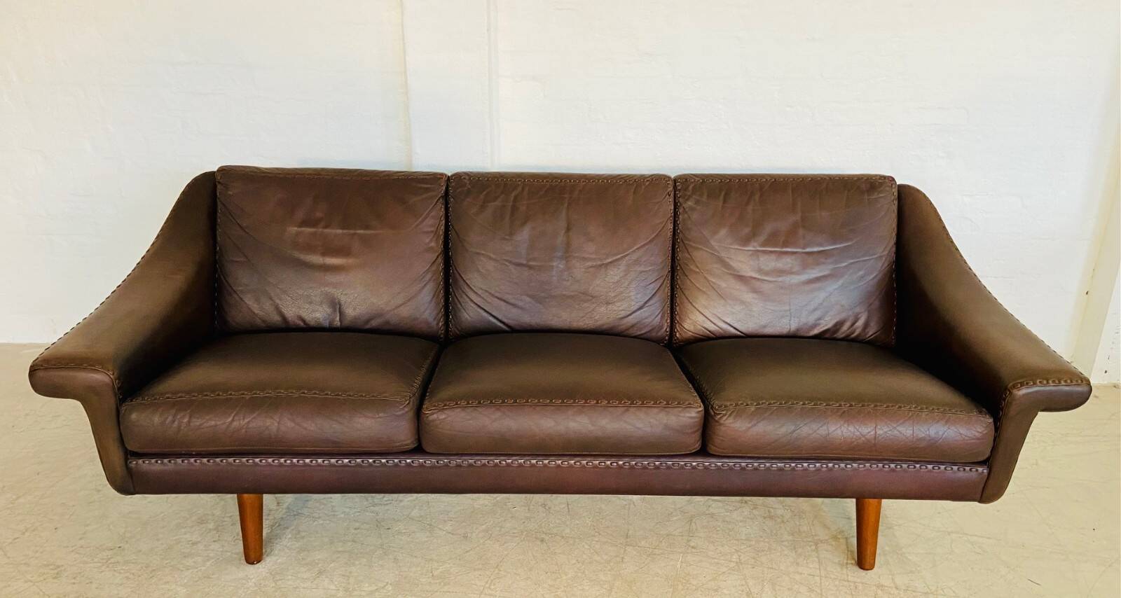 Vintage Danish mid-century retro Aage Christiansen (Matador) leather sofa 60s