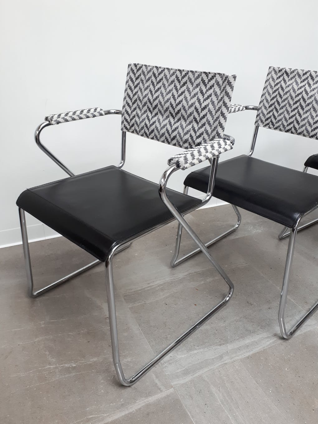 Set of 4 vintage chairs revisited