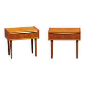 Paire de 2 tables de nuit danoises vintage des années 1960.
