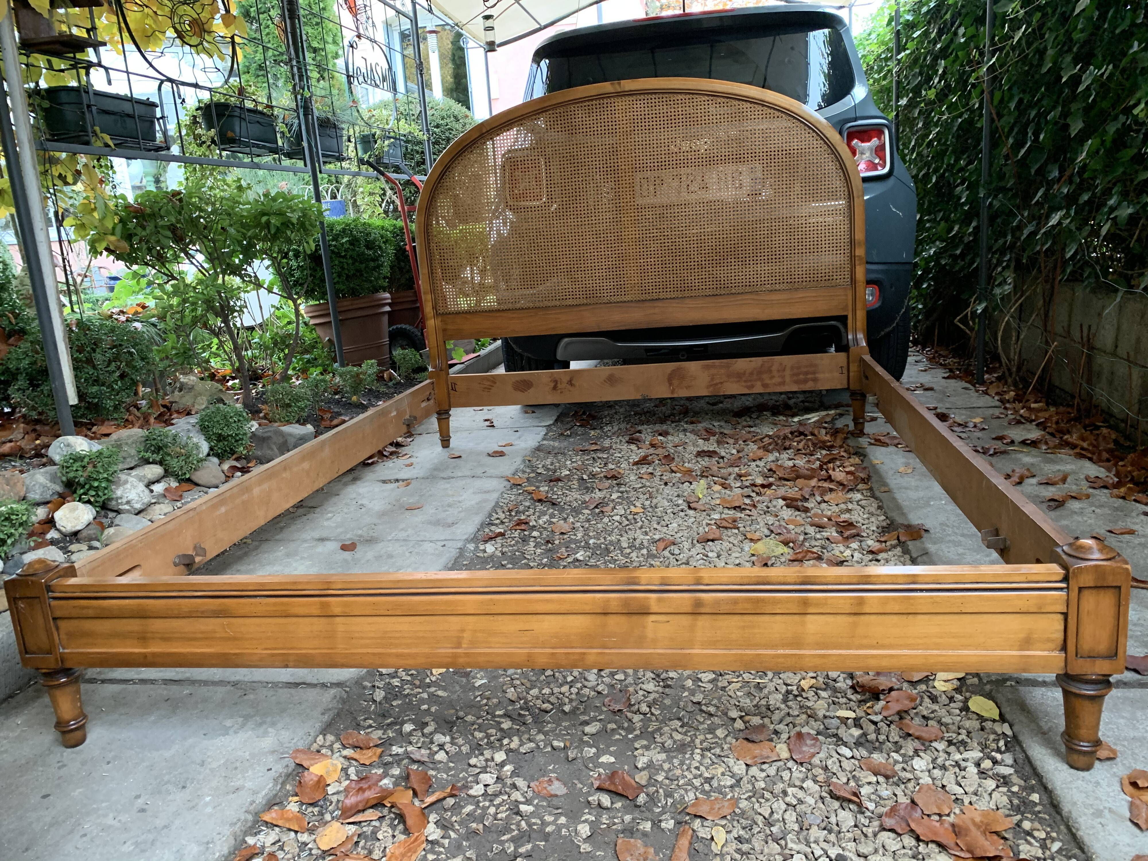 Old canning headboard 160cm