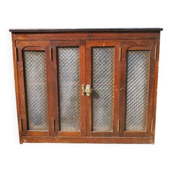 Showcase cabinet vintage accordion doors