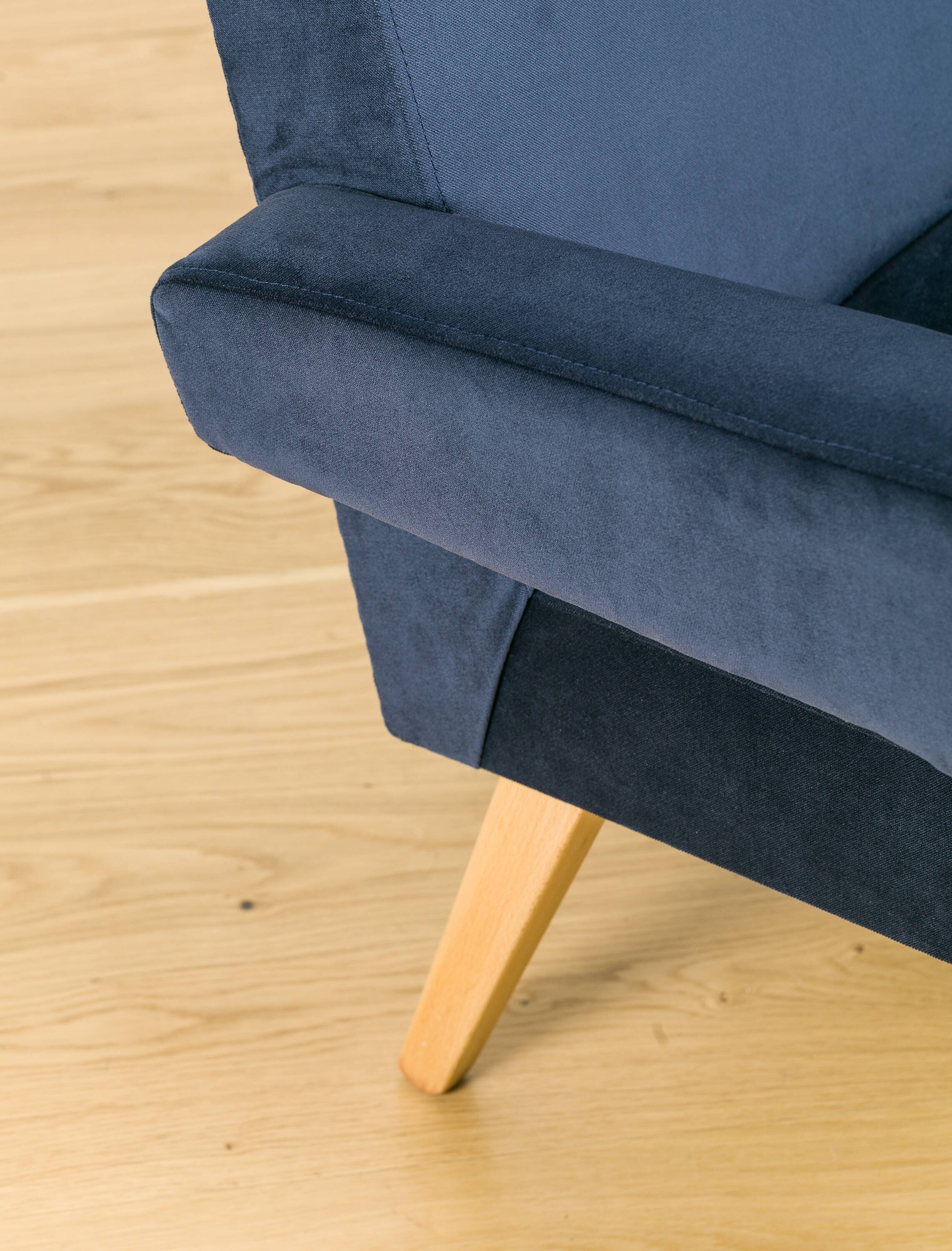 Ensemble de 2 fauteuils en velours de jitona, années 60