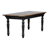 Pine farmtable