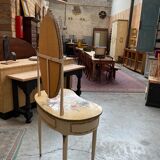 60s Italian style hairdresser