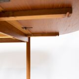 Table à manger en teck conçue par Arne Vodder à partir des années 1960