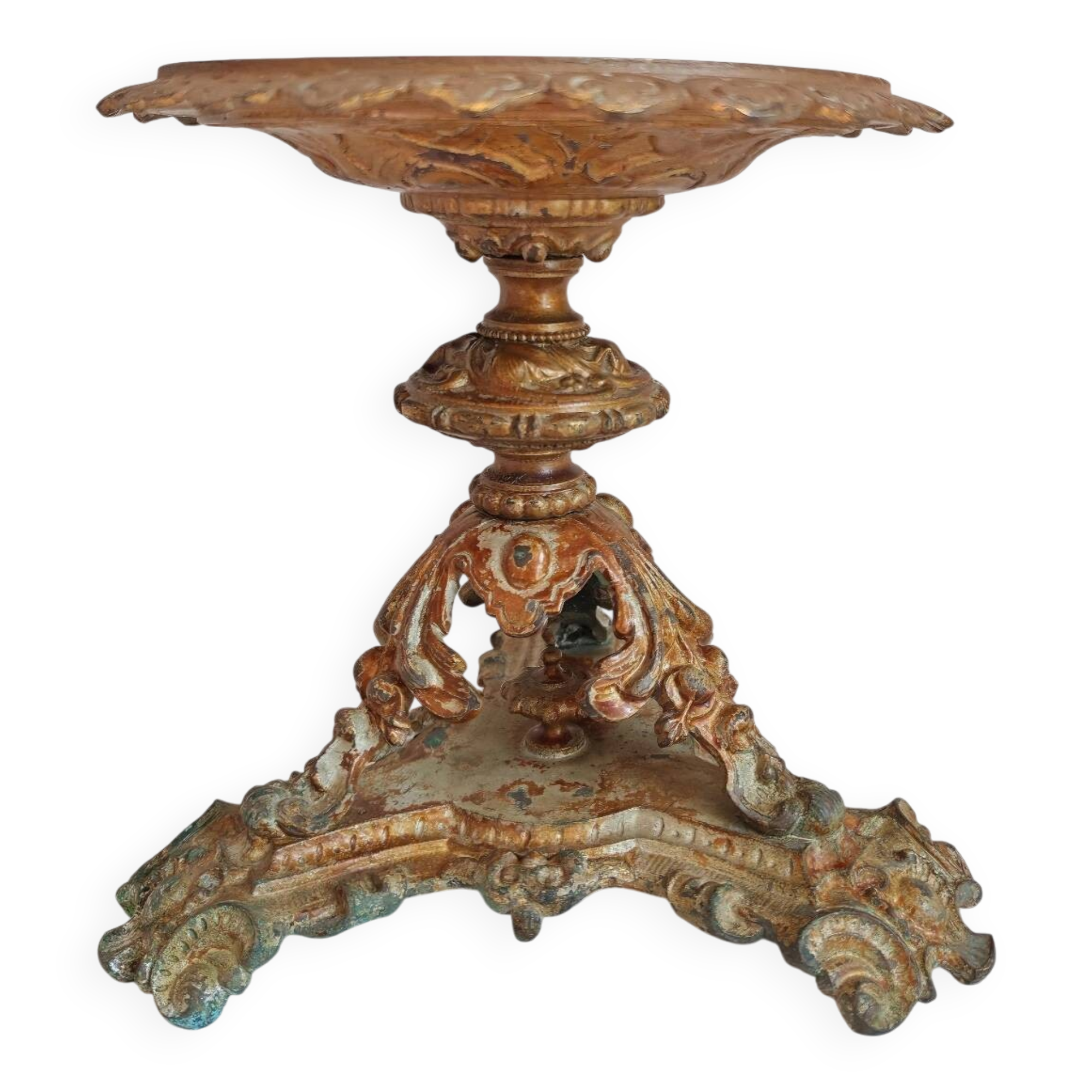 Coupe sur pied en bronze