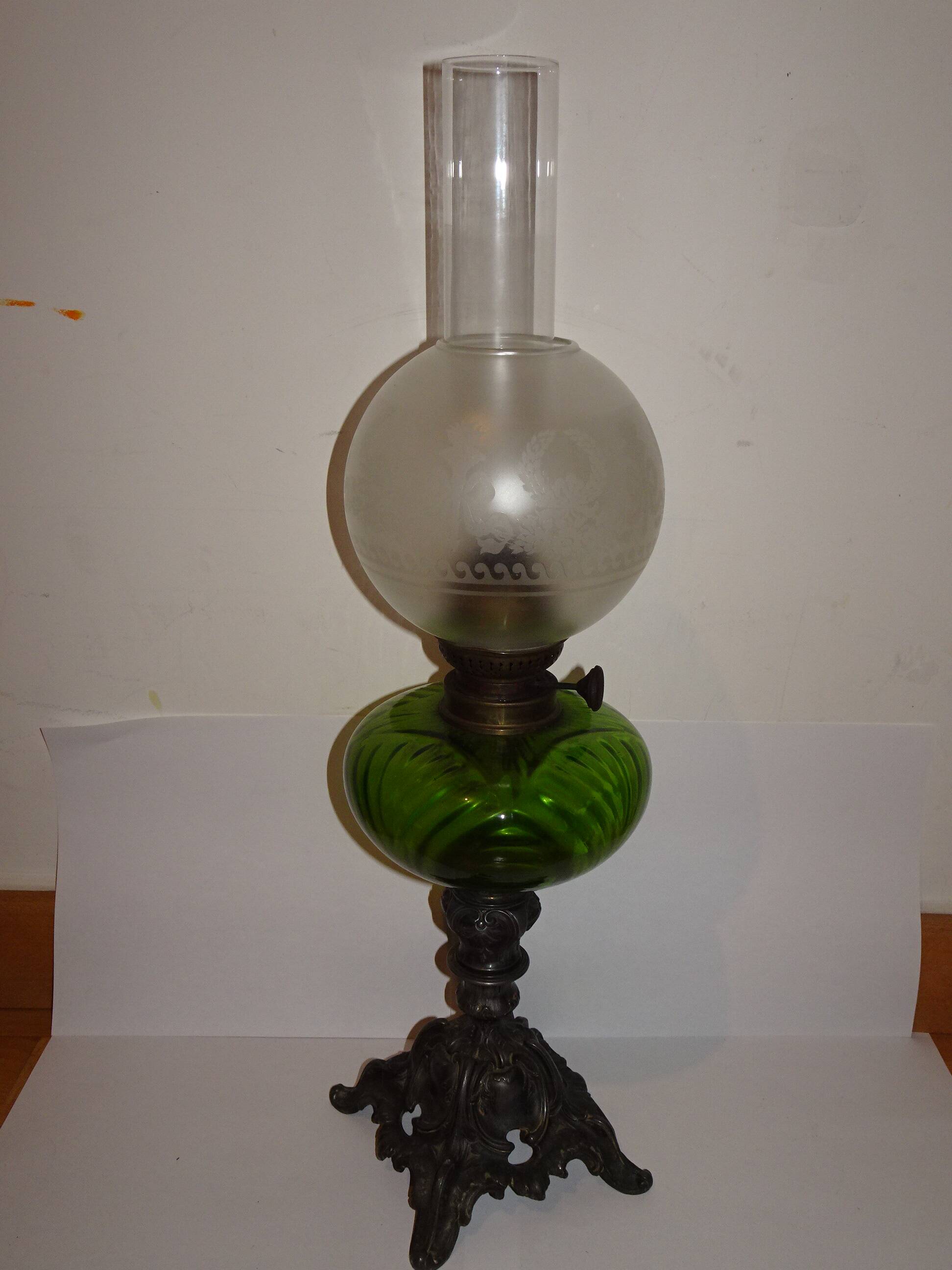 Oil lamp