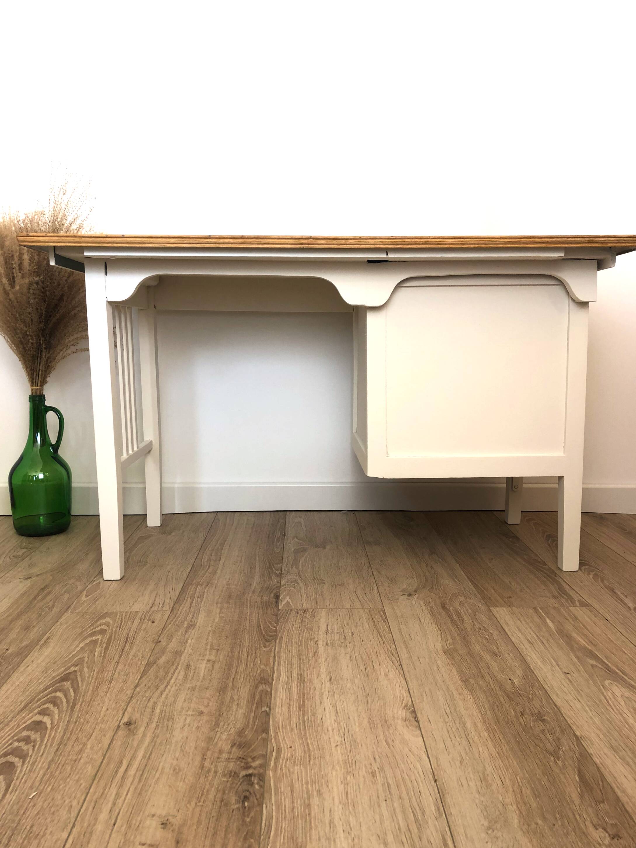 Children's desk vintage retro style