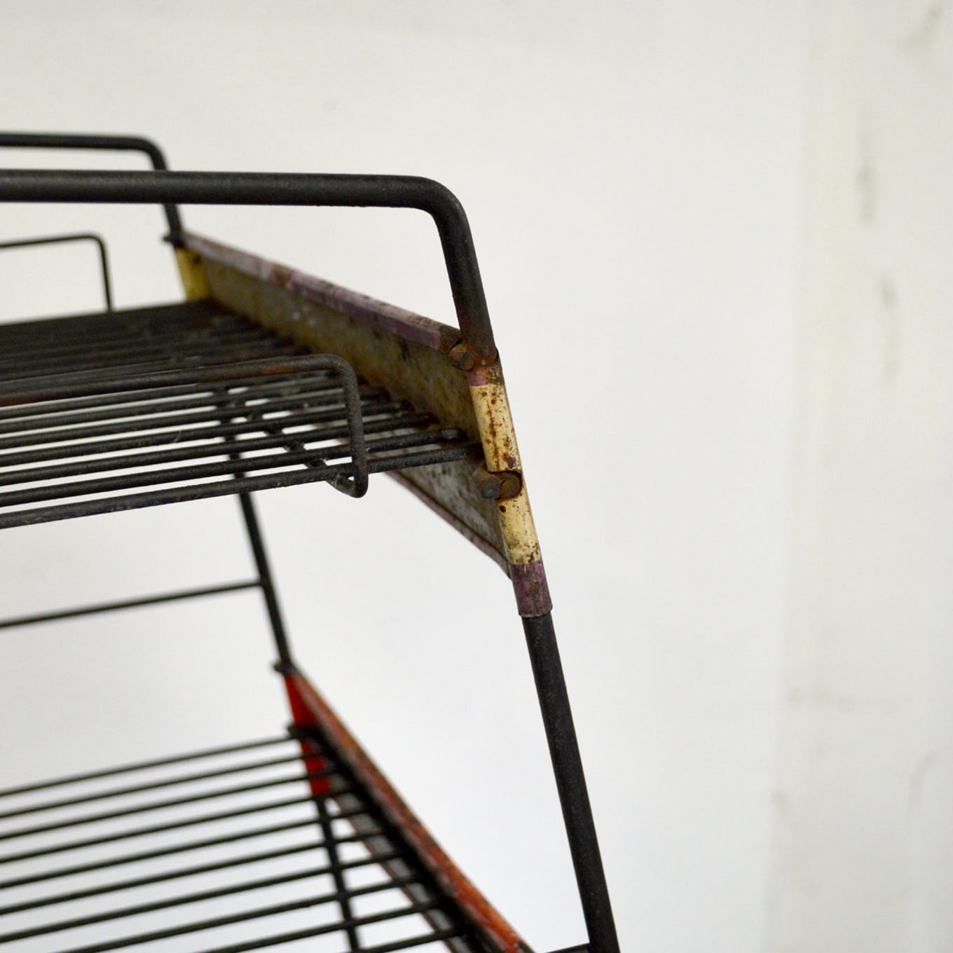 Grocery display stand