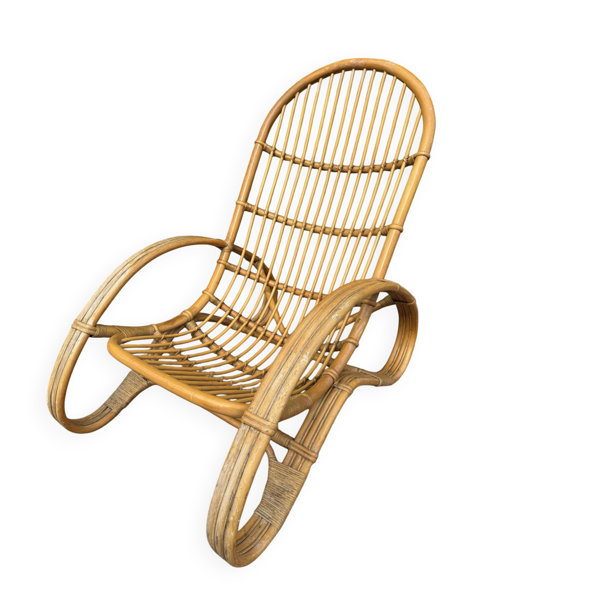 Curved bamboo and rattan armchair in Italian style by Roberti from the 1960s.