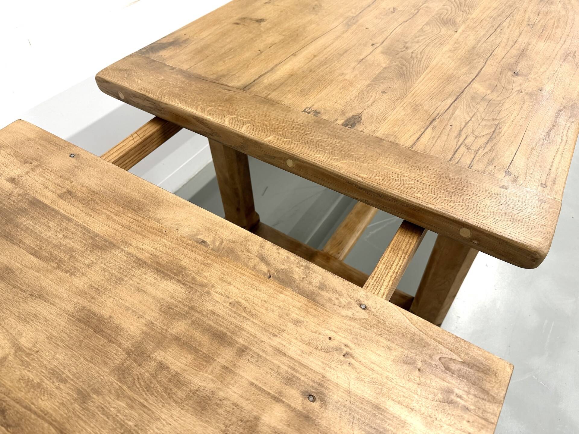 Extendable oak table, 1950s