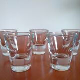 6 glasses with digestive