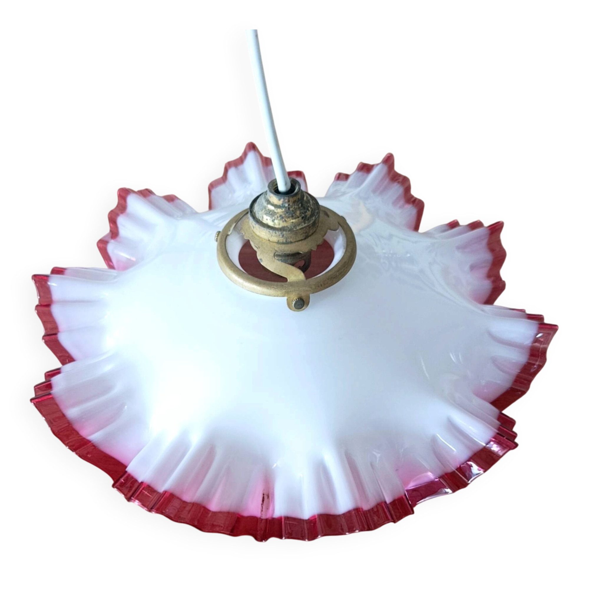 Suspension opaline