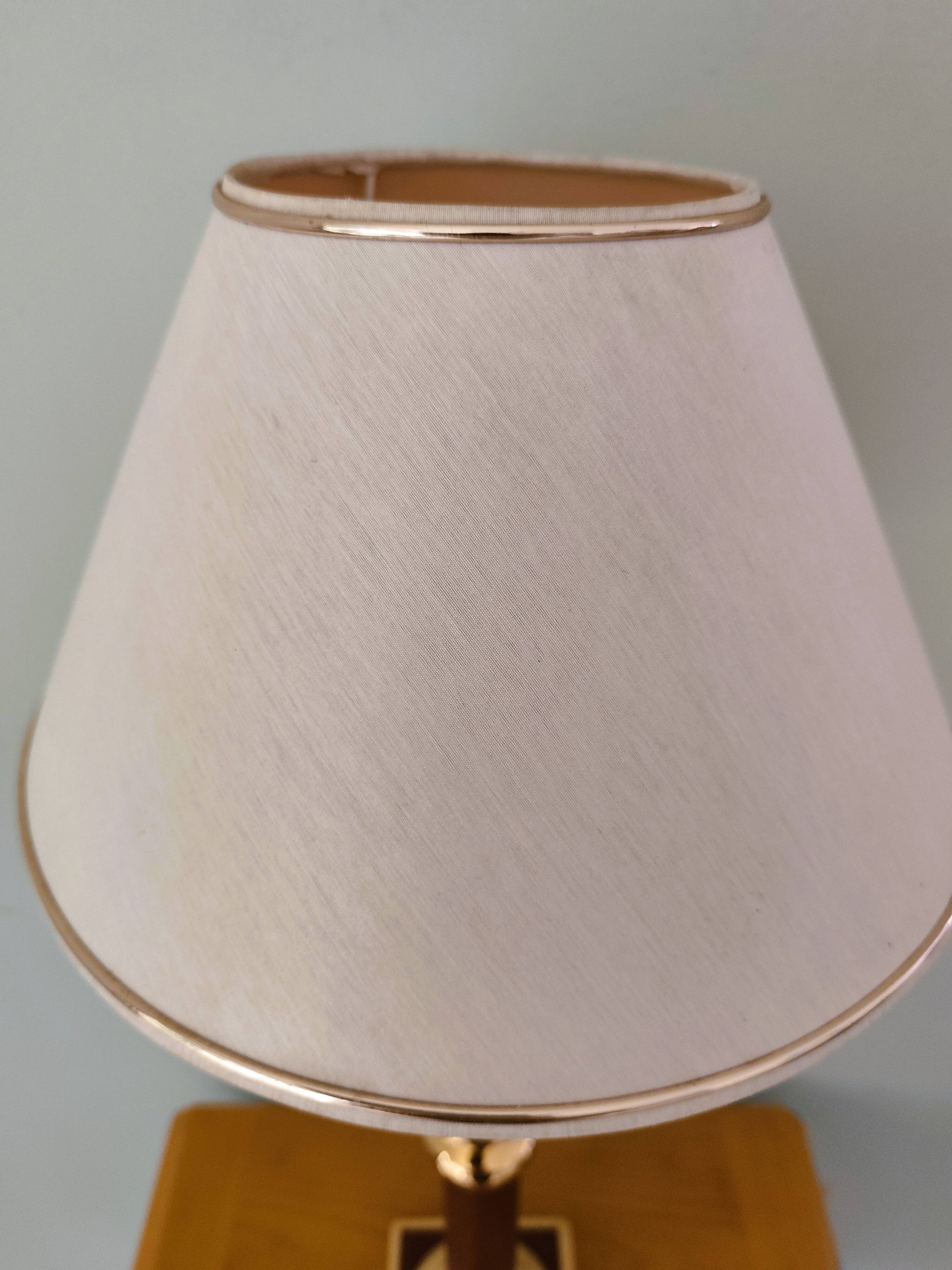 Vintage tall accent lamp