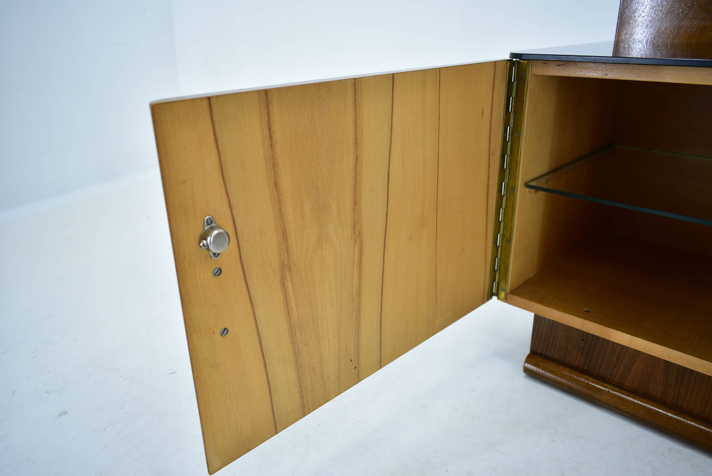 Pair of Midcentury Czechoslovakian Bedside Tables, 1940s